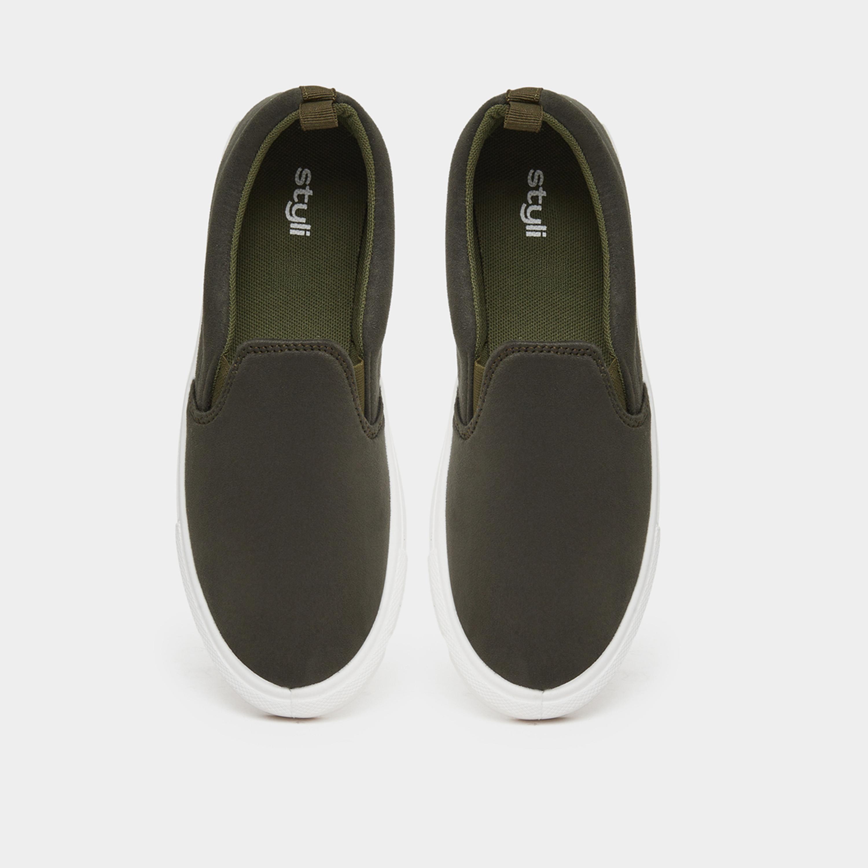 ستايلي - حذاء كاجوال سهل الارتداء بمظهر جلد سويدي للرجال-men-shoes-sneakers-image-3