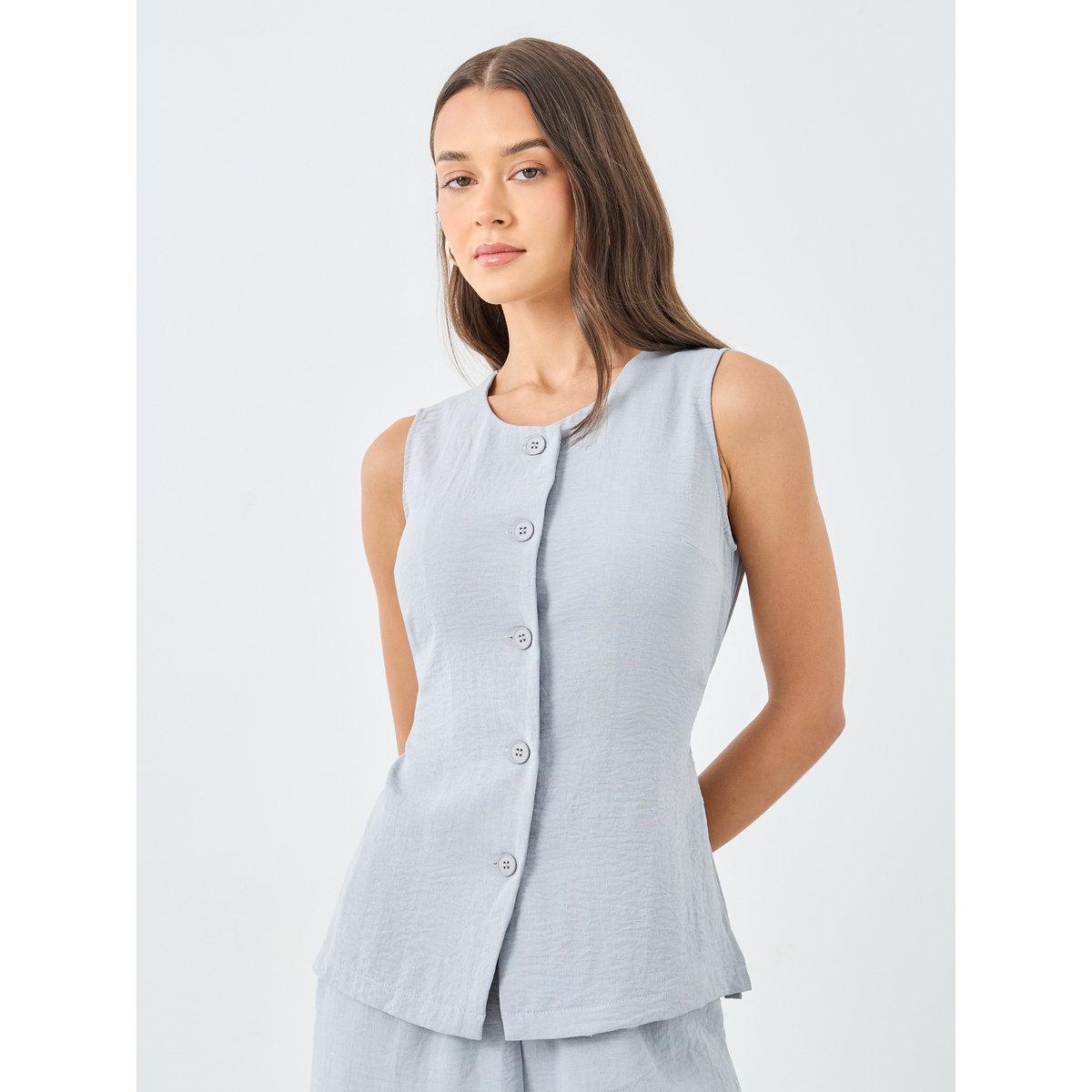طقم منسق من بنطال وبلوزة بتفاصيل أزرار-women-clothing-coordsets-image-2
