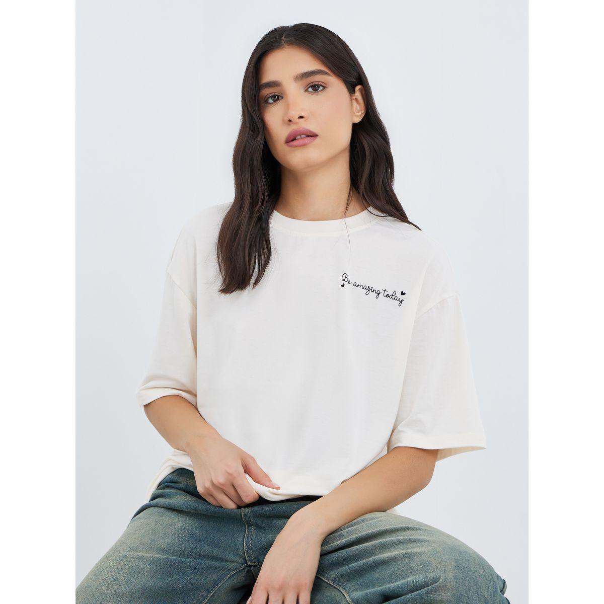 تيشيرت بطبعة كتابة وقصة فضفاضة-women-clothing-tshirts-image-1