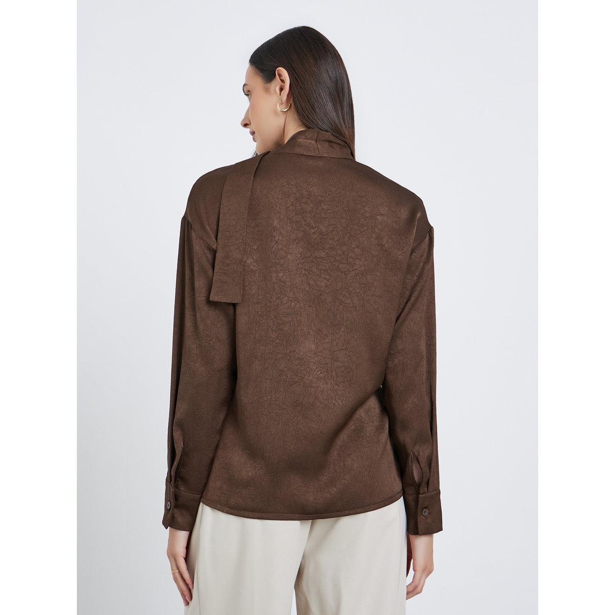 بلوزة بأزرار مع تفاصيل ربطة-women-clothing-shirtsandblouses-blouses-image-4