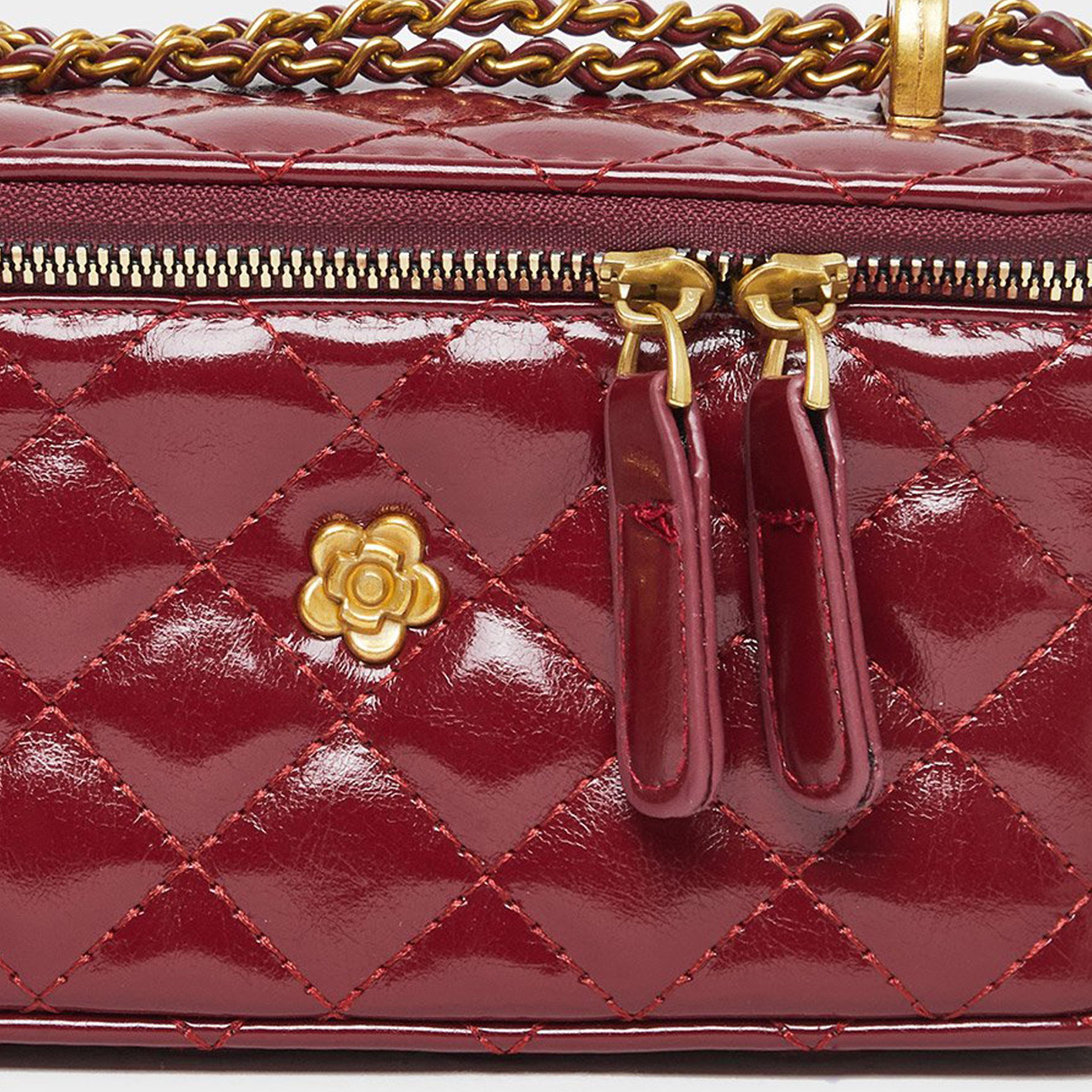 Styli Diamond Quilted Crossbody Bag-women-bagsandwallets-handbags-image-5