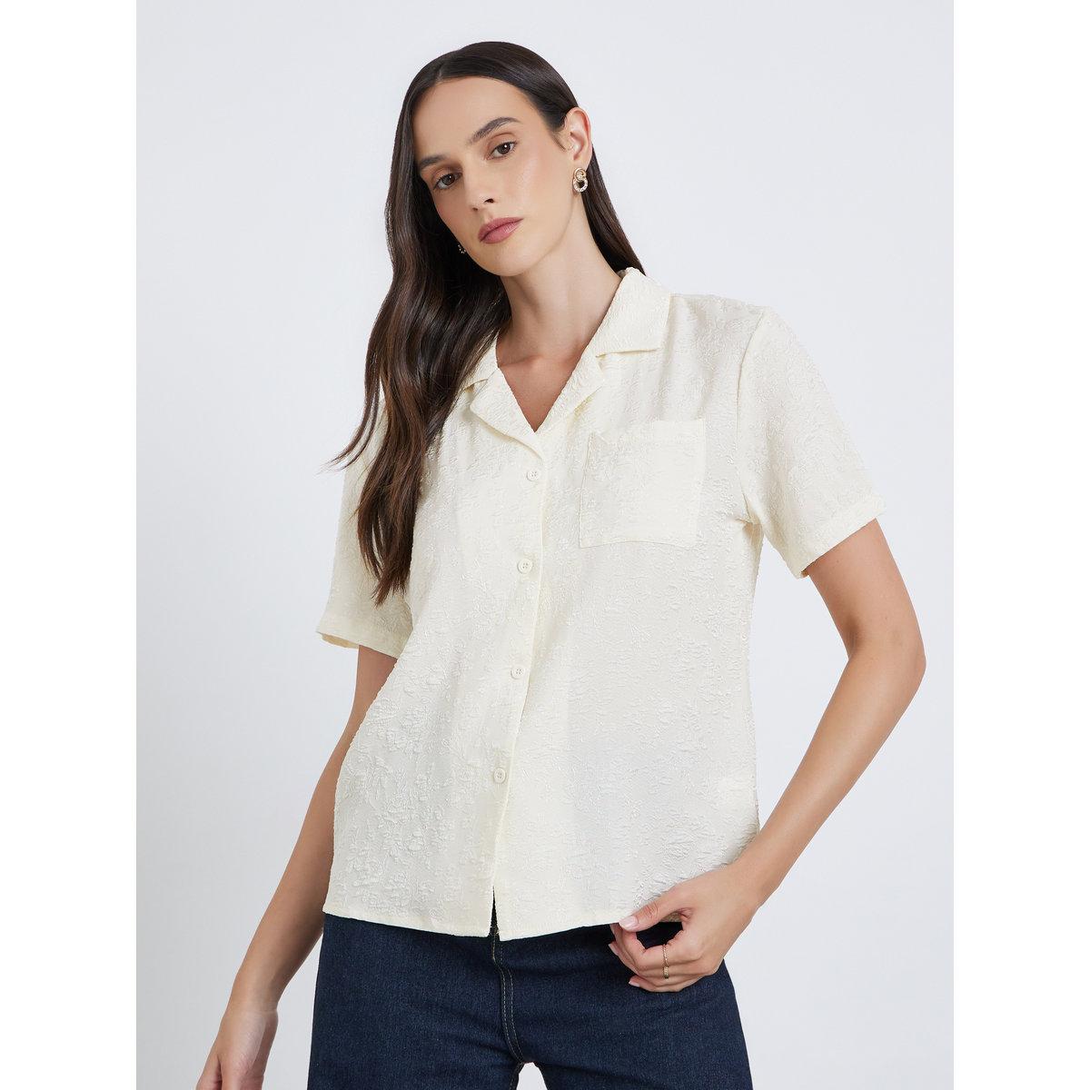 بلوزة بتفاصيل بارزة الملمس وأكمام قصيرة-women-clothing-shirtsandblouses-shirts-image-1