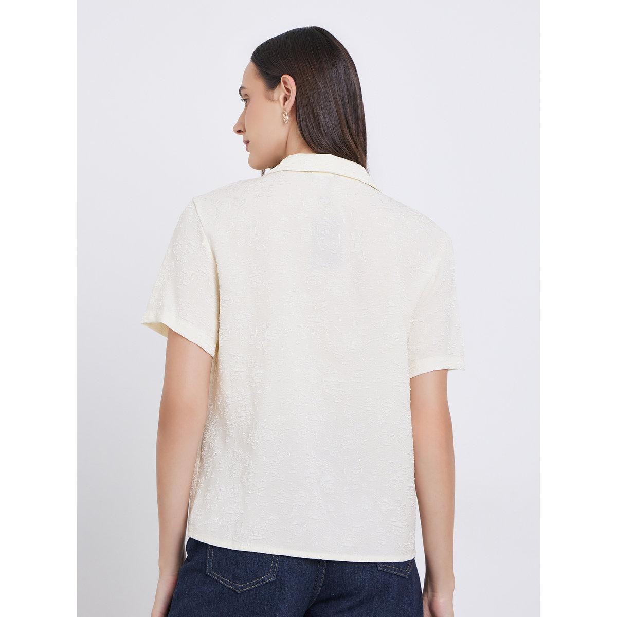 بلوزة بتفاصيل بارزة الملمس وأكمام قصيرة-women-clothing-shirtsandblouses-shirts-image-4