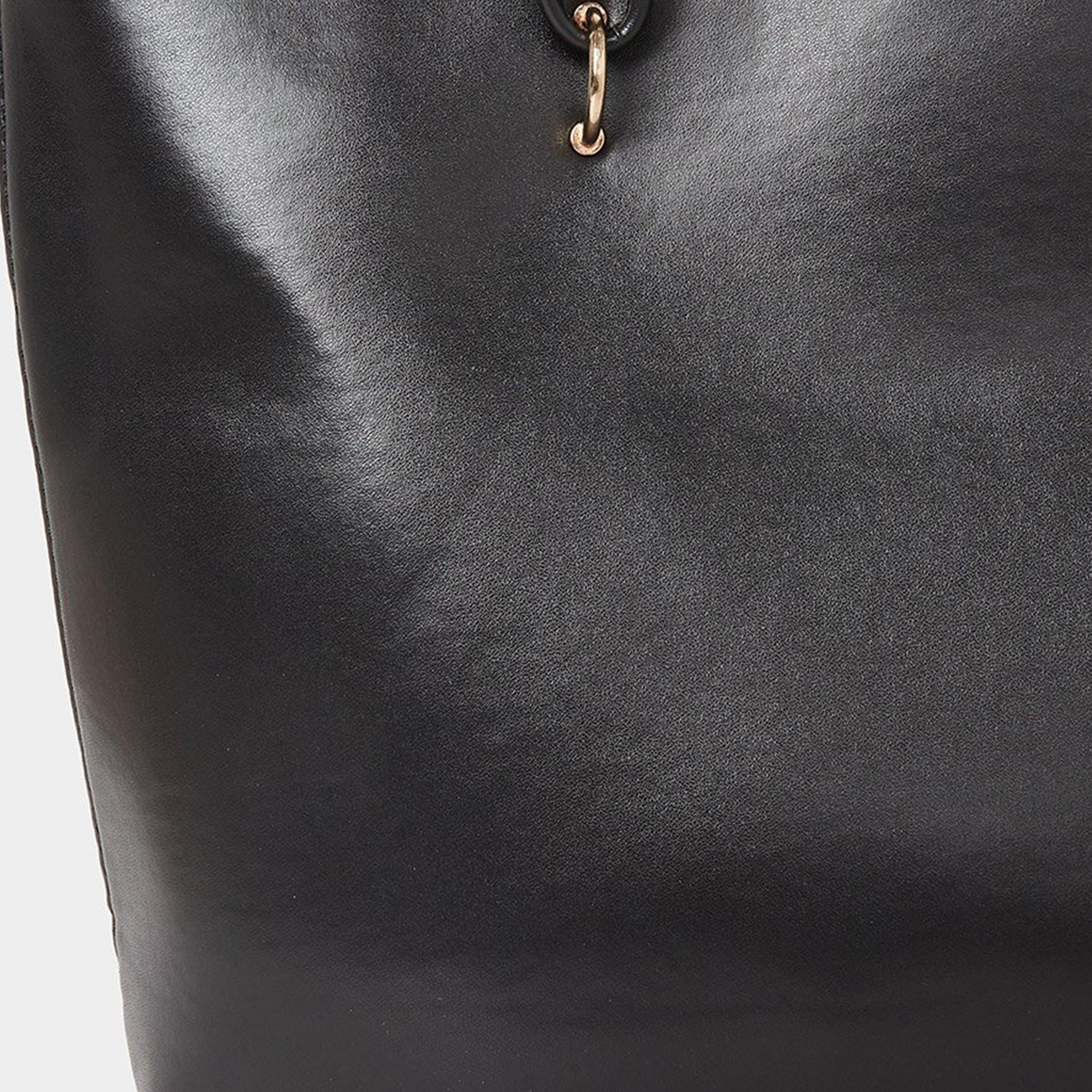 ستايلي - شنطة توت سوداء صلبة مع سحاب للإغلاق-women-bagsandwallets-handbags-image-4