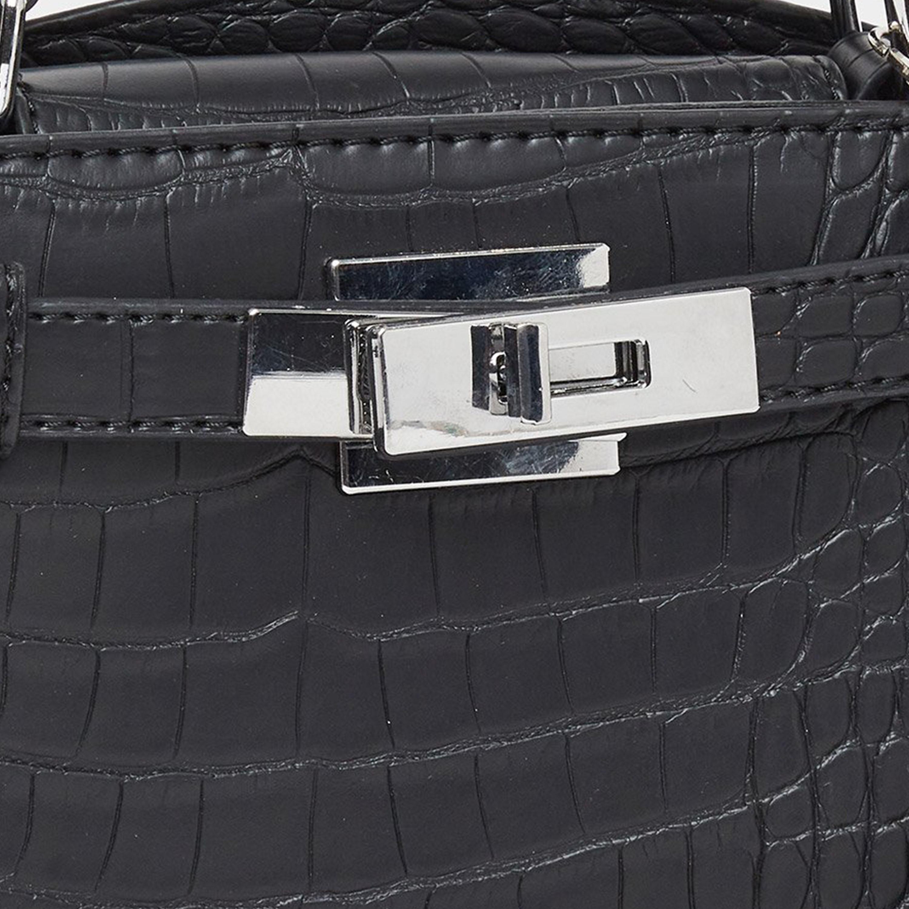 Styli Metal Heart Drop Accent Handbag-women-bagsandwallets-handbags-image-4
