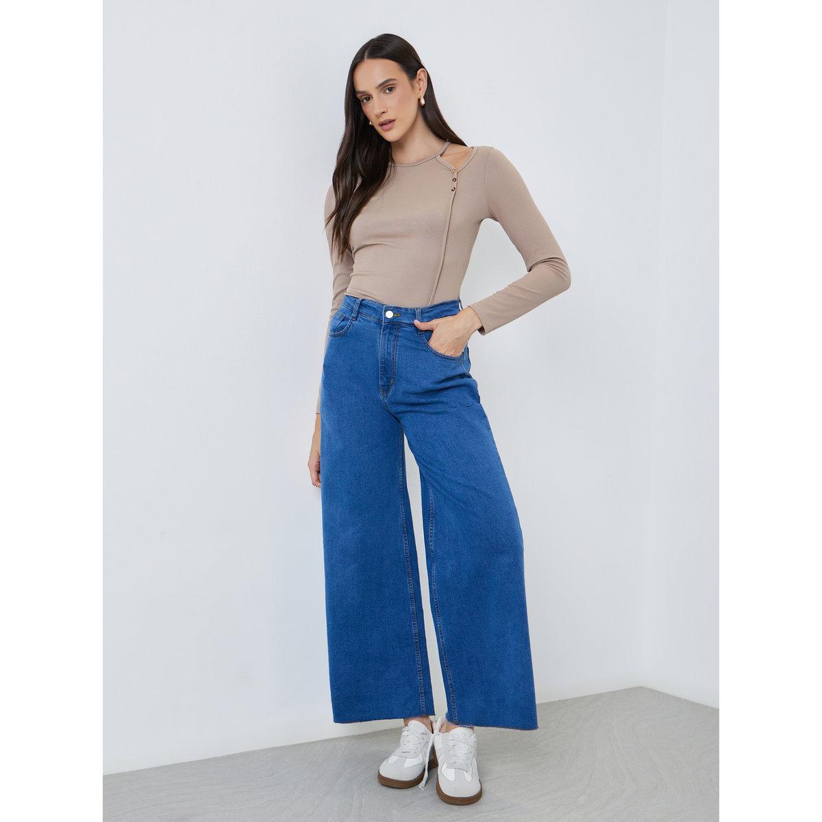 Styli Brown Ribbed Knit Top with Cut-Out Detail-women-clothing-tshirts-image-5