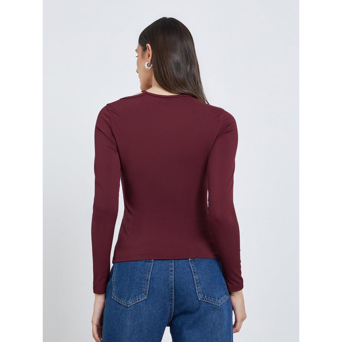 بلوزة بتفاصيل مُضلعة وتفاصيل مفتوحة-women-clothing-tshirts-image-5