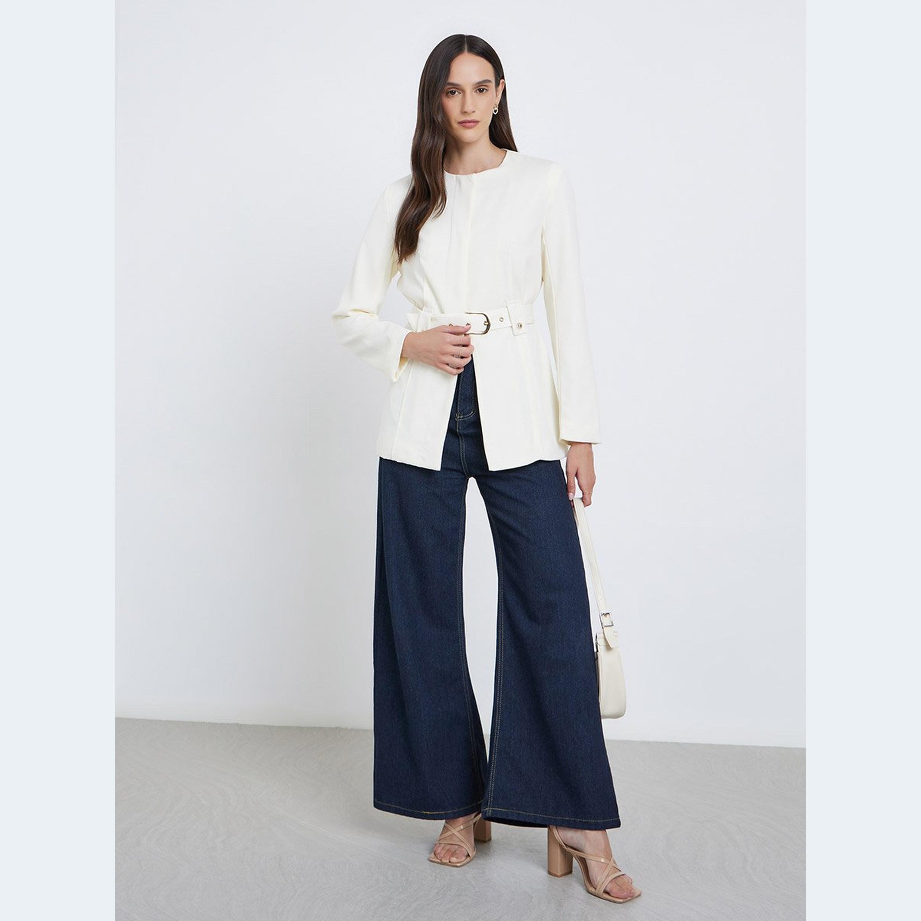 ستايلي - بليزر للنساء أبيض بحزام-women-clothing-coatsandjackets-blazers-image-2