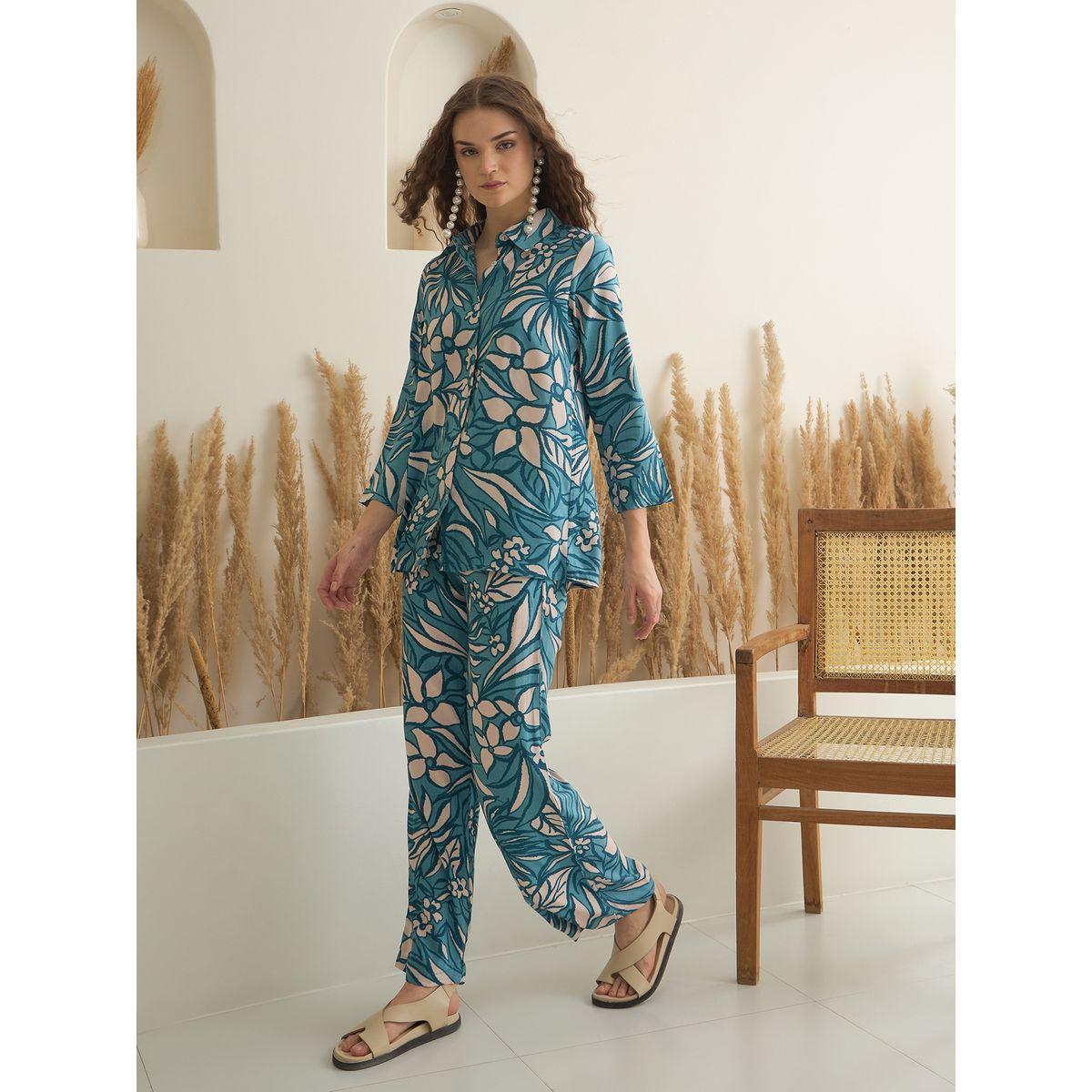 طقم من بنطال بيجاما وبلوزة بطبعة زهور-women-clothing-nightwear-pyjamas-longsets-image-3