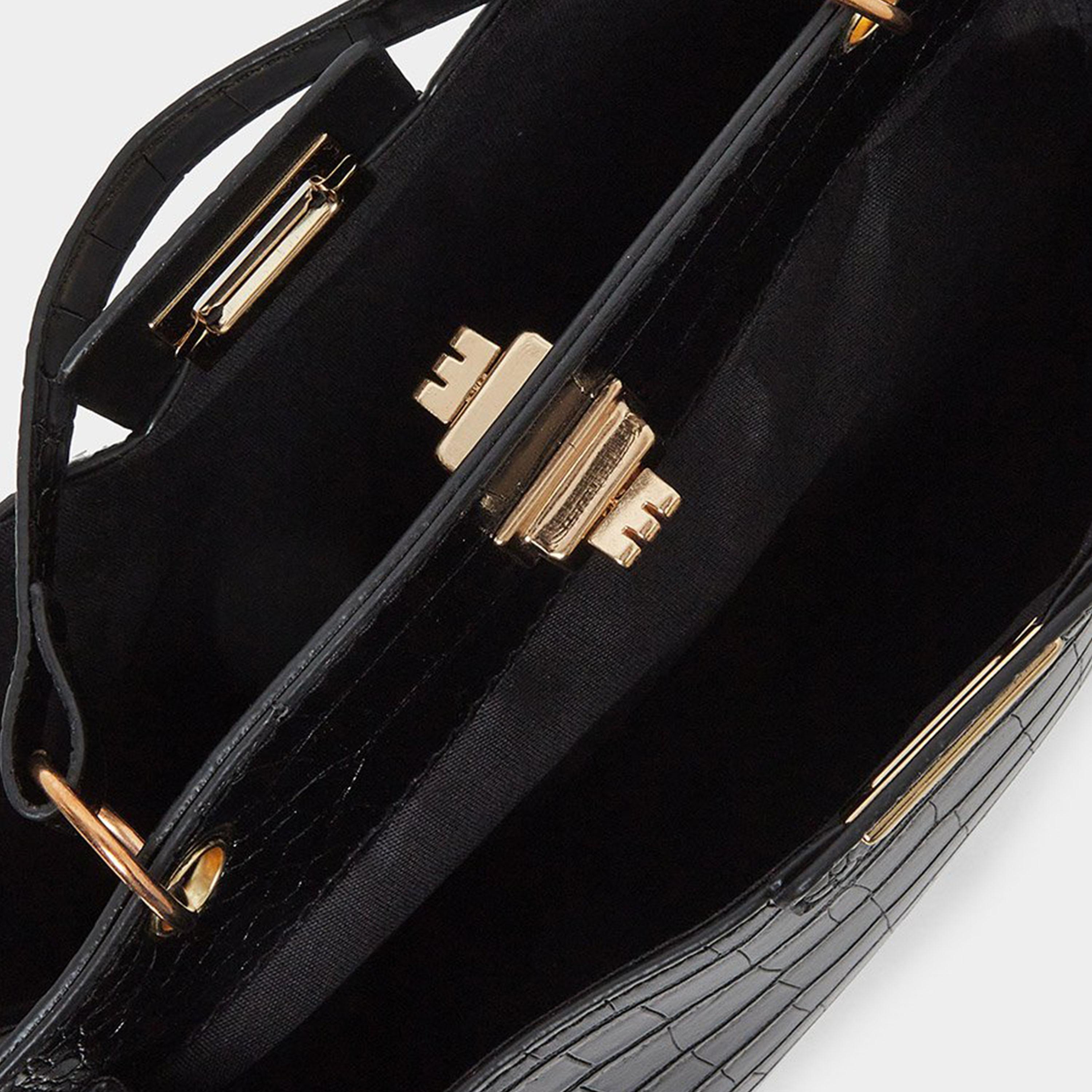 ستايلي - شنطة يد أنيقة سوداء بنقشة جلد التمساح-women-bagsandwallets-handbags-image-4