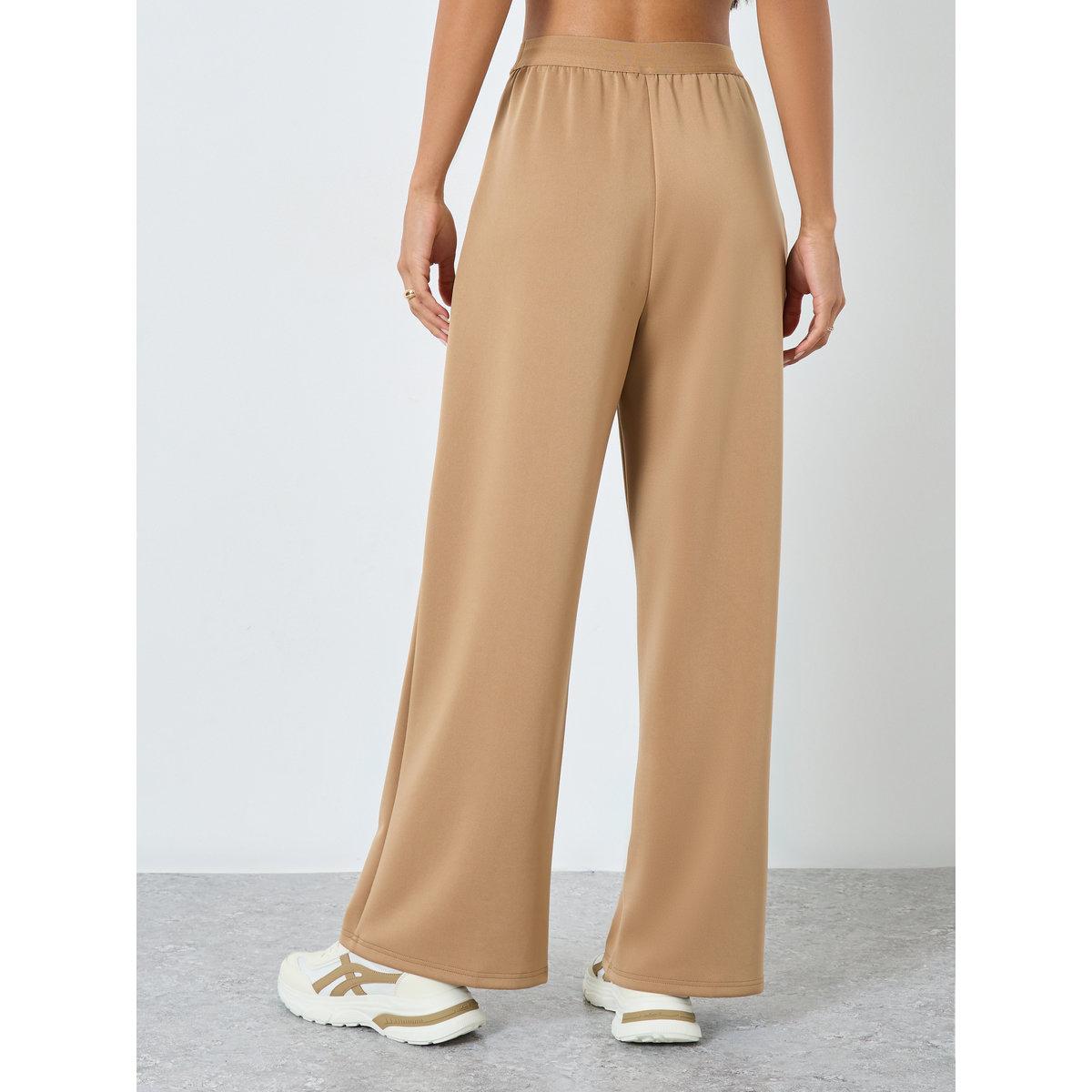 بنطال سادة بقصة أرجل واسعة-women-clothing-bottoms-joggers-image-4
