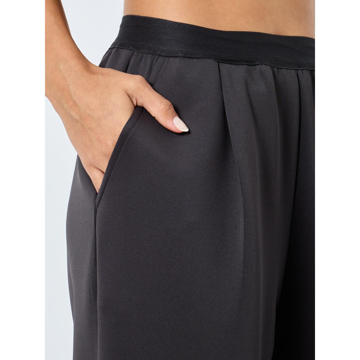 Styli Solid Mid Rise Wide Leg Pants-women-clothing-bottoms-joggers-image-3