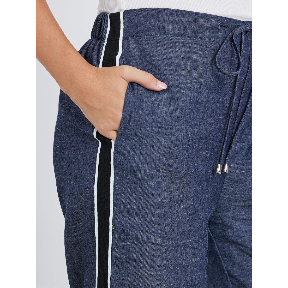 بنطال دنيم بقصة أرجل واسعة-women-clothing-bottoms-trousers-image-2