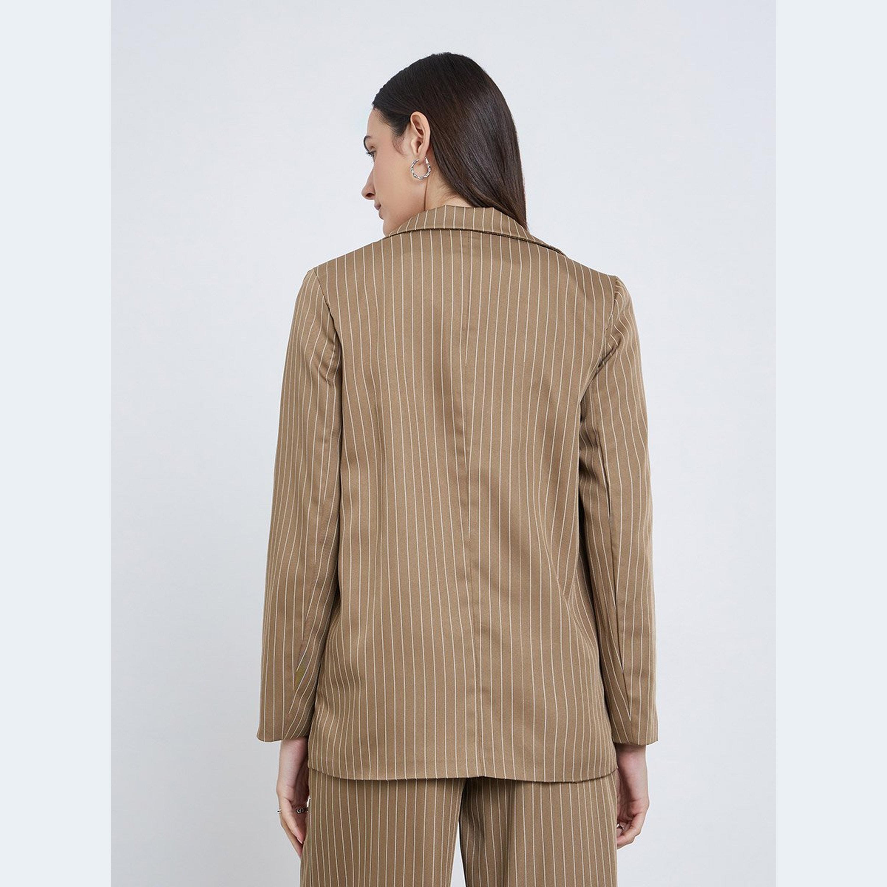 ستايلي - بليزر مخطط لون بني بقصّة عادية-women-clothing-coatsandjackets-blazers-image-5