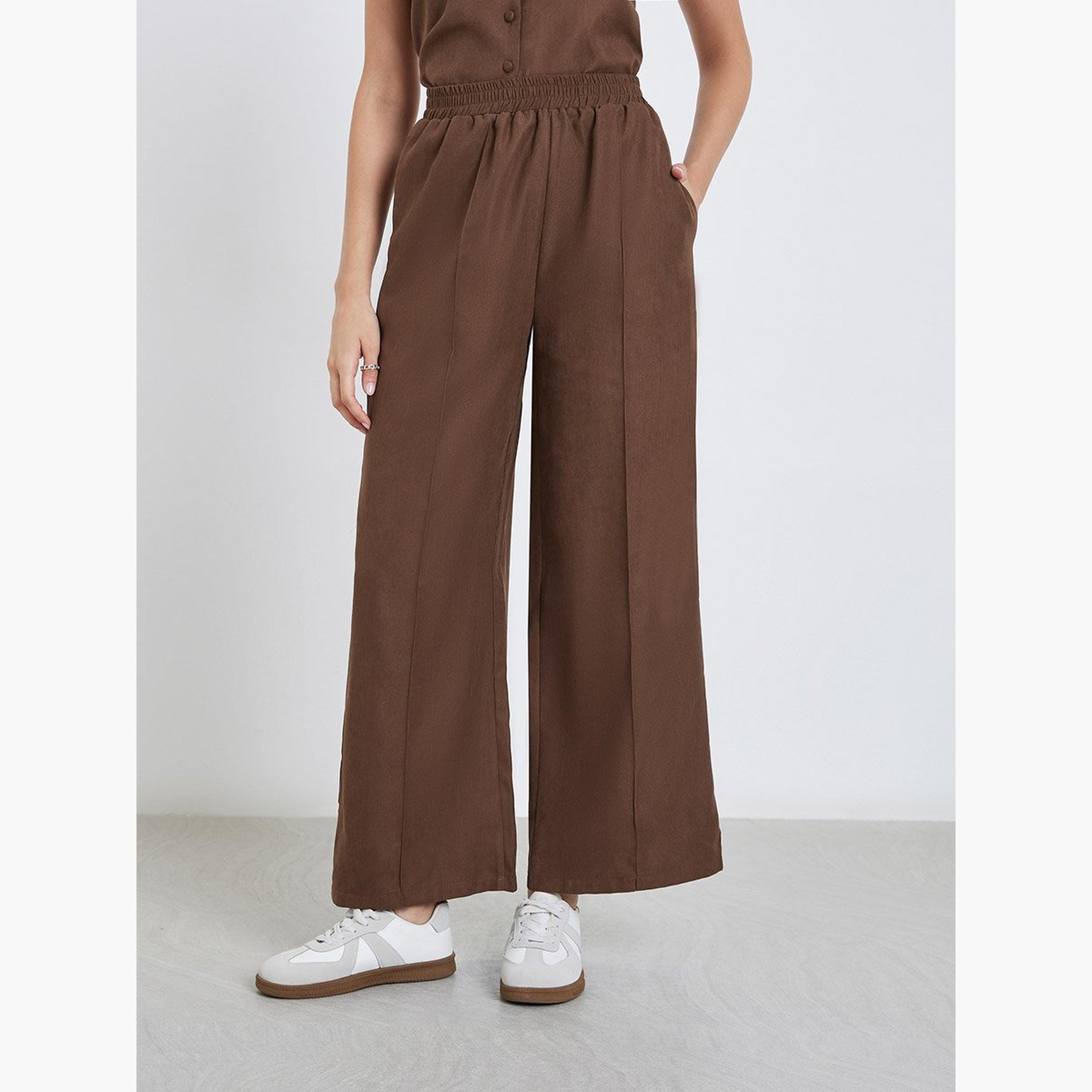 ستايلي - بنطال بني من قماش مخملي واسع الساق-women-clothing-bottoms-trousers-image-1