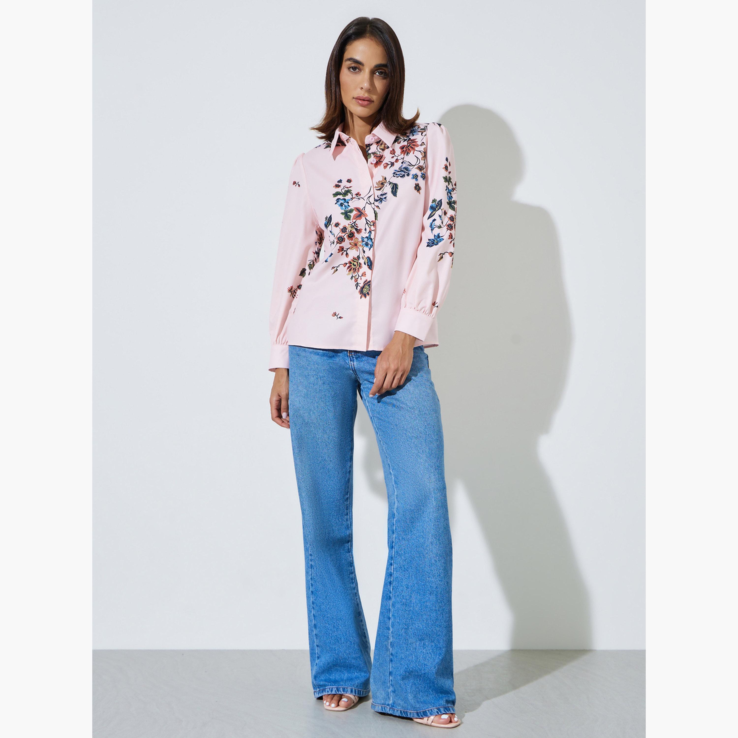 ستايلي - قميص وردي فاتح مزين بالزهور، بياقة عريضة وأزرار-women-clothing-shirtsandblouses-shirts-image-2