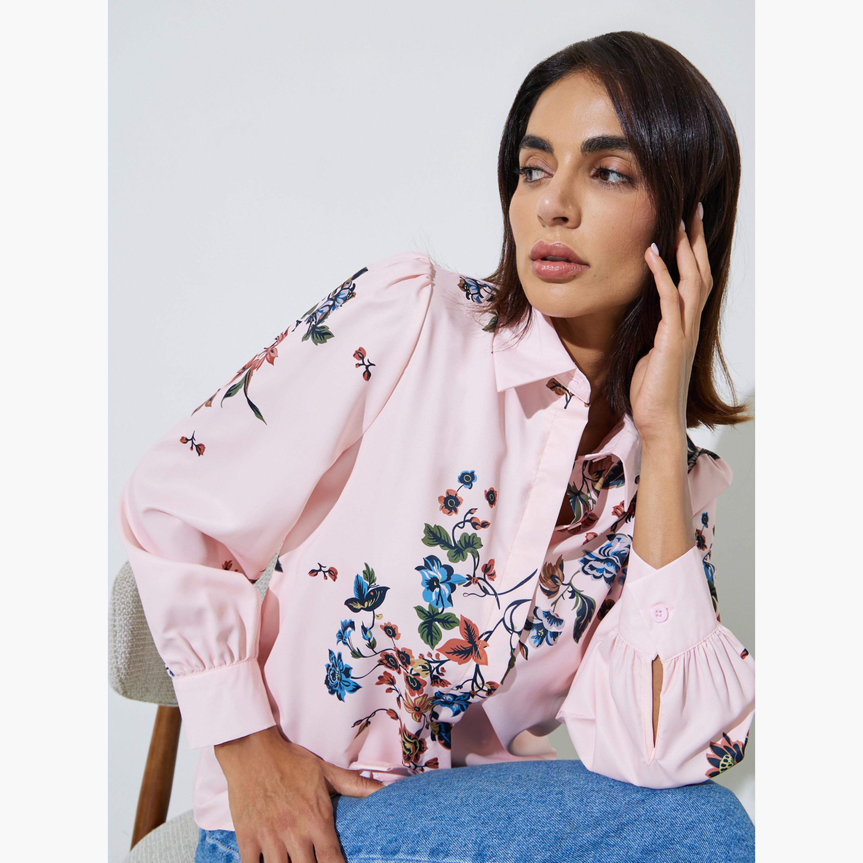 ستايلي - قميص وردي فاتح مزين بالزهور، بياقة عريضة وأزرار-women-clothing-shirtsandblouses-shirts-image-3