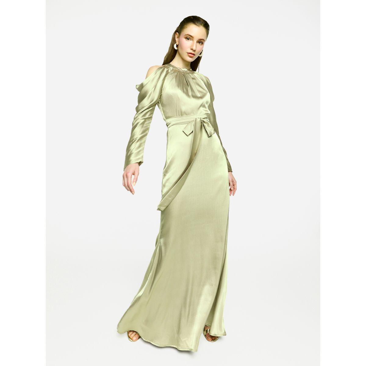 فستان طويل بتفاصيل كسرات مع أكتاف مكشوفة-women-clothing-dresses-image-4