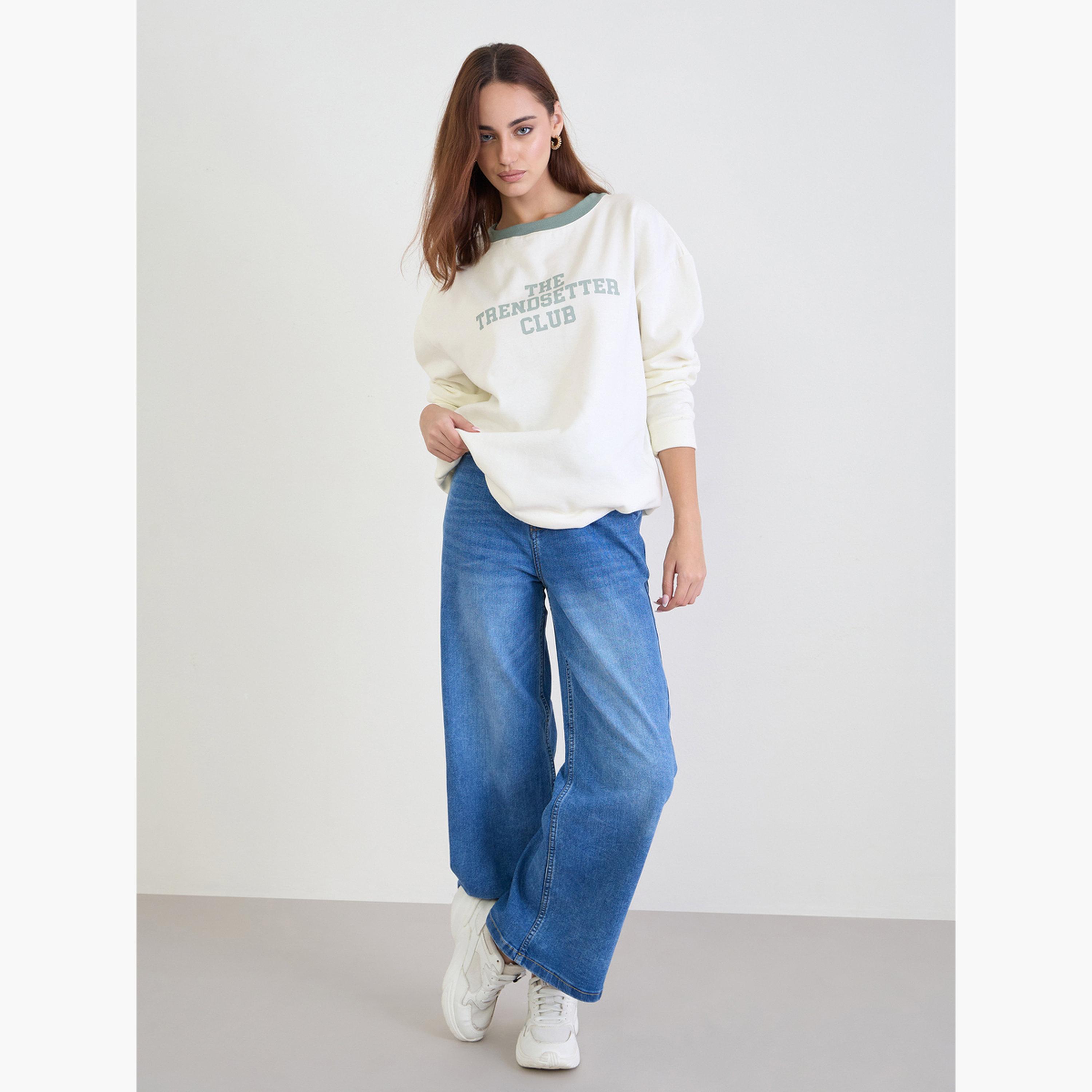 ستايلي - سويت شيرت  لون اوف وايت  طويل بشعار للنساء -women-clothing-hoodiesandsweatshirts-sweatshirts-image-2