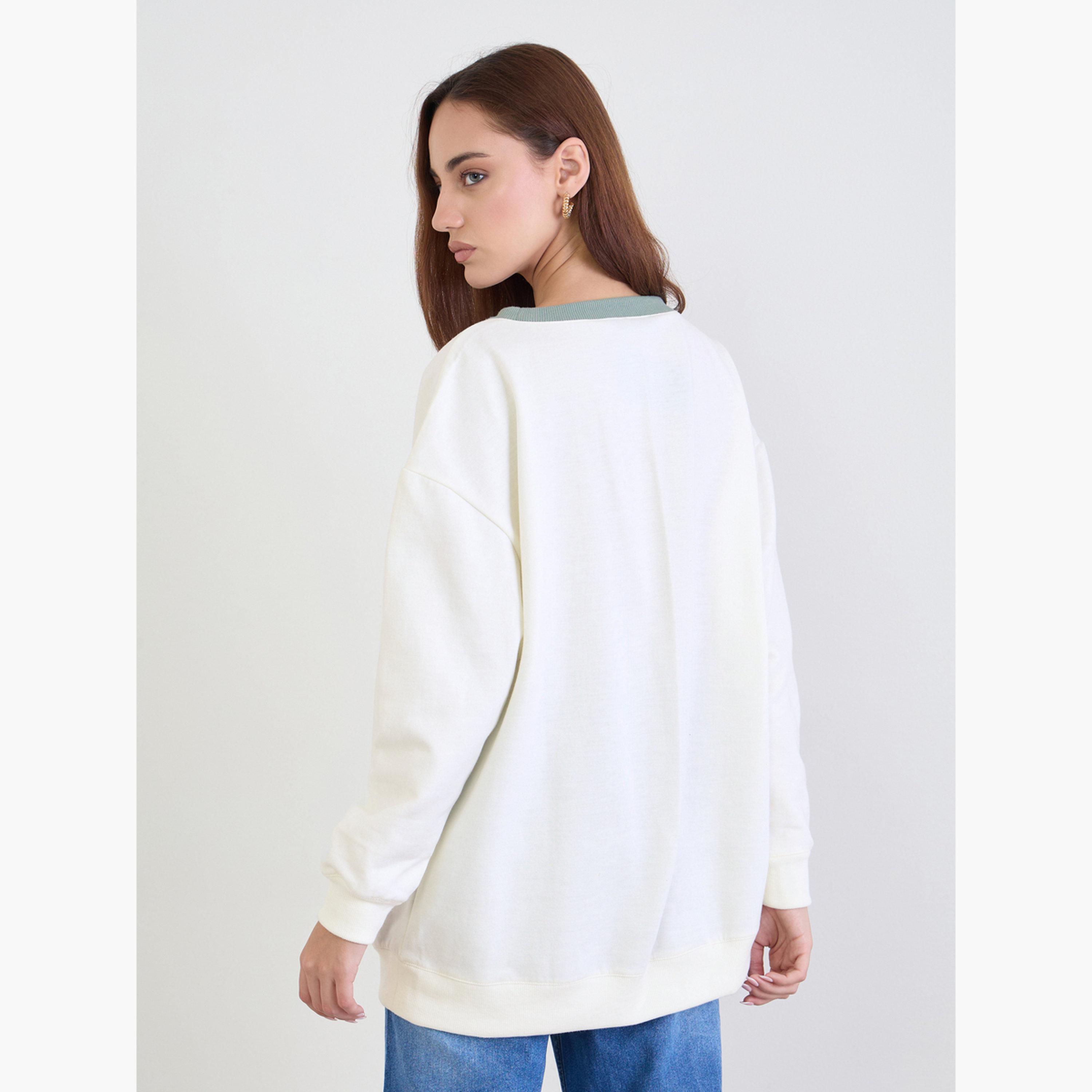 ستايلي - سويت شيرت  لون اوف وايت  طويل بشعار للنساء -women-clothing-hoodiesandsweatshirts-sweatshirts-image-5
