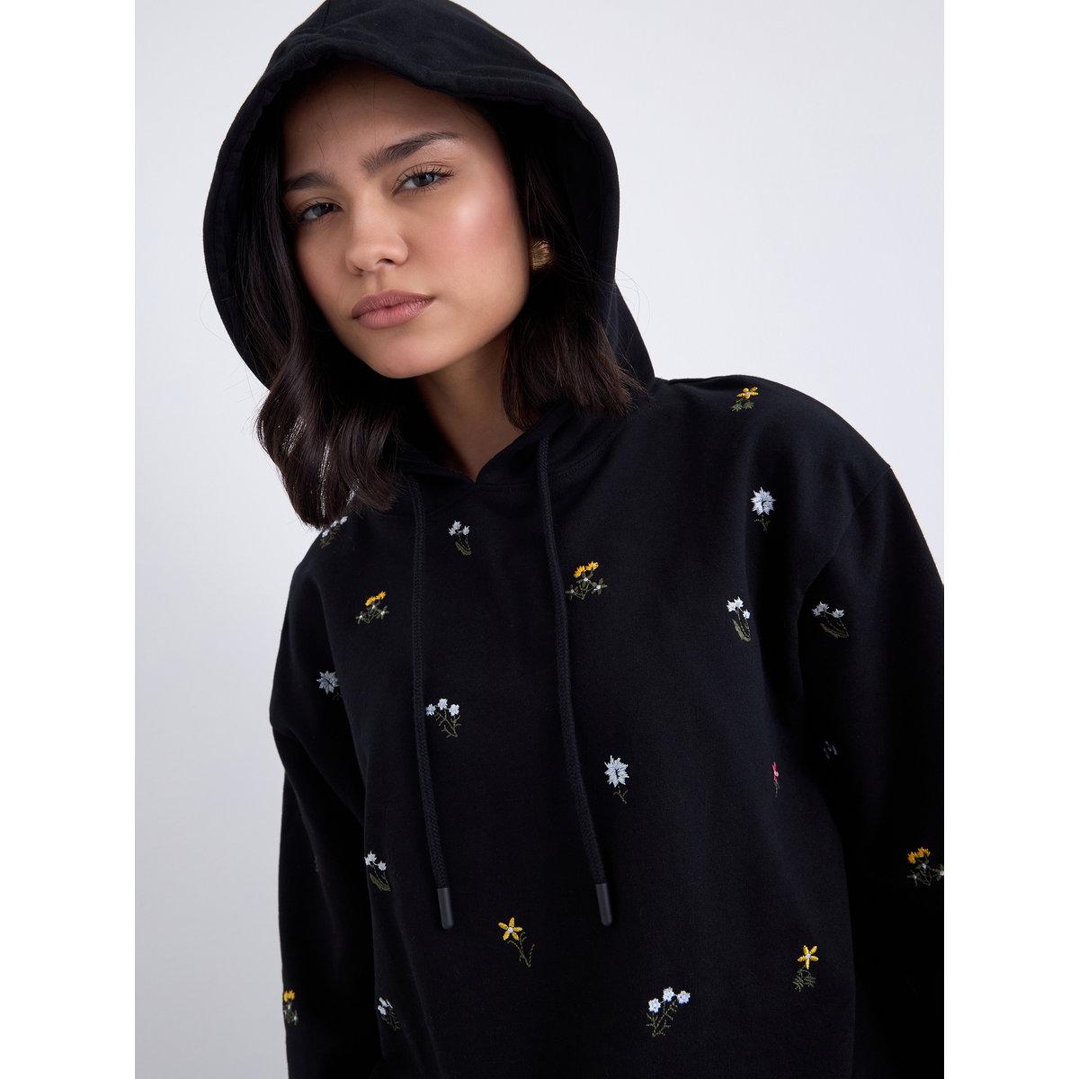 هودي بتفاصيل مُطرزة-women-winterwear-hoodiesandsweatshirts-hoodies-image-4