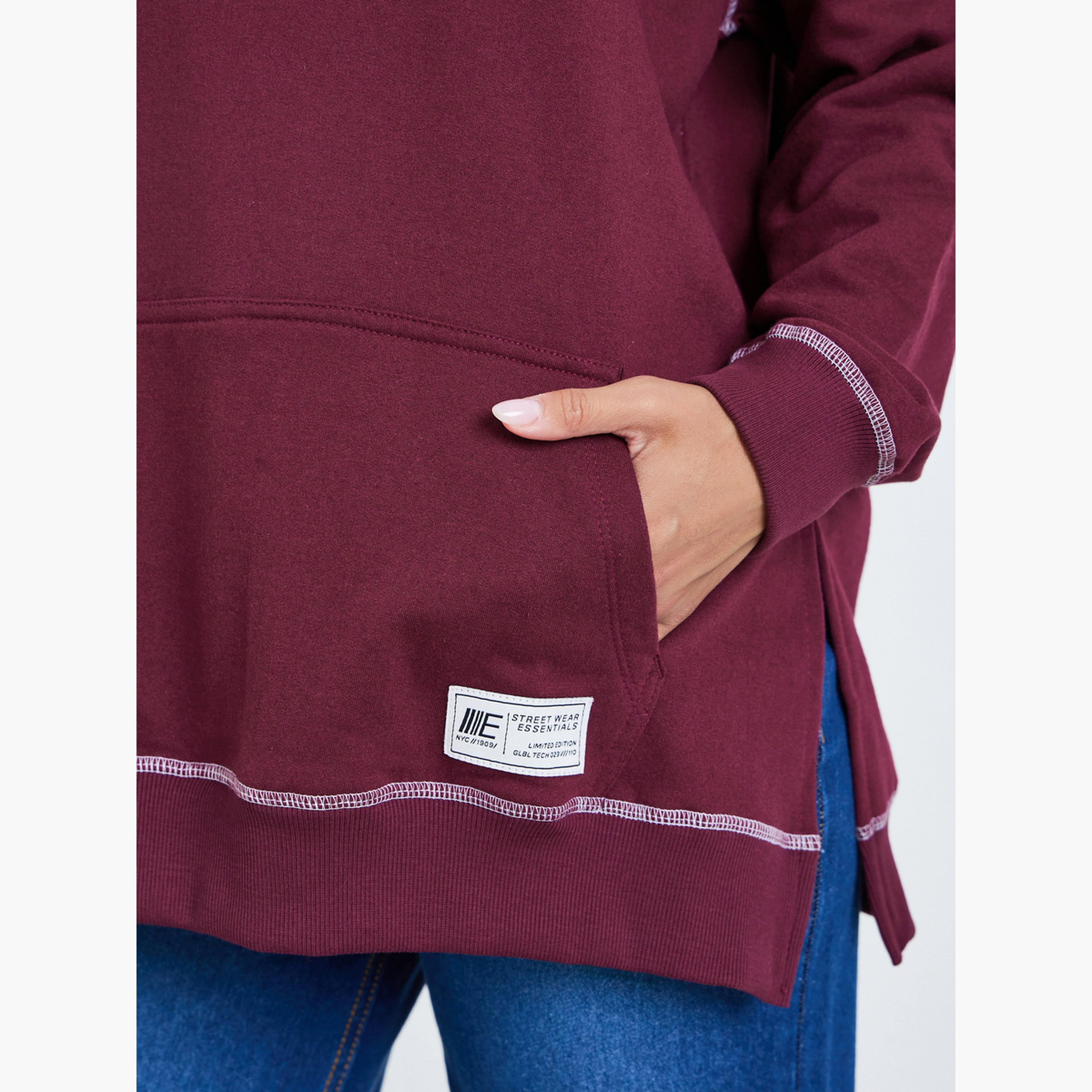 هودي طويل مع تفاصيل مدروزة ومزين بشارة-women-clothing-hoodiesandsweatshirts-hoodies-image-4