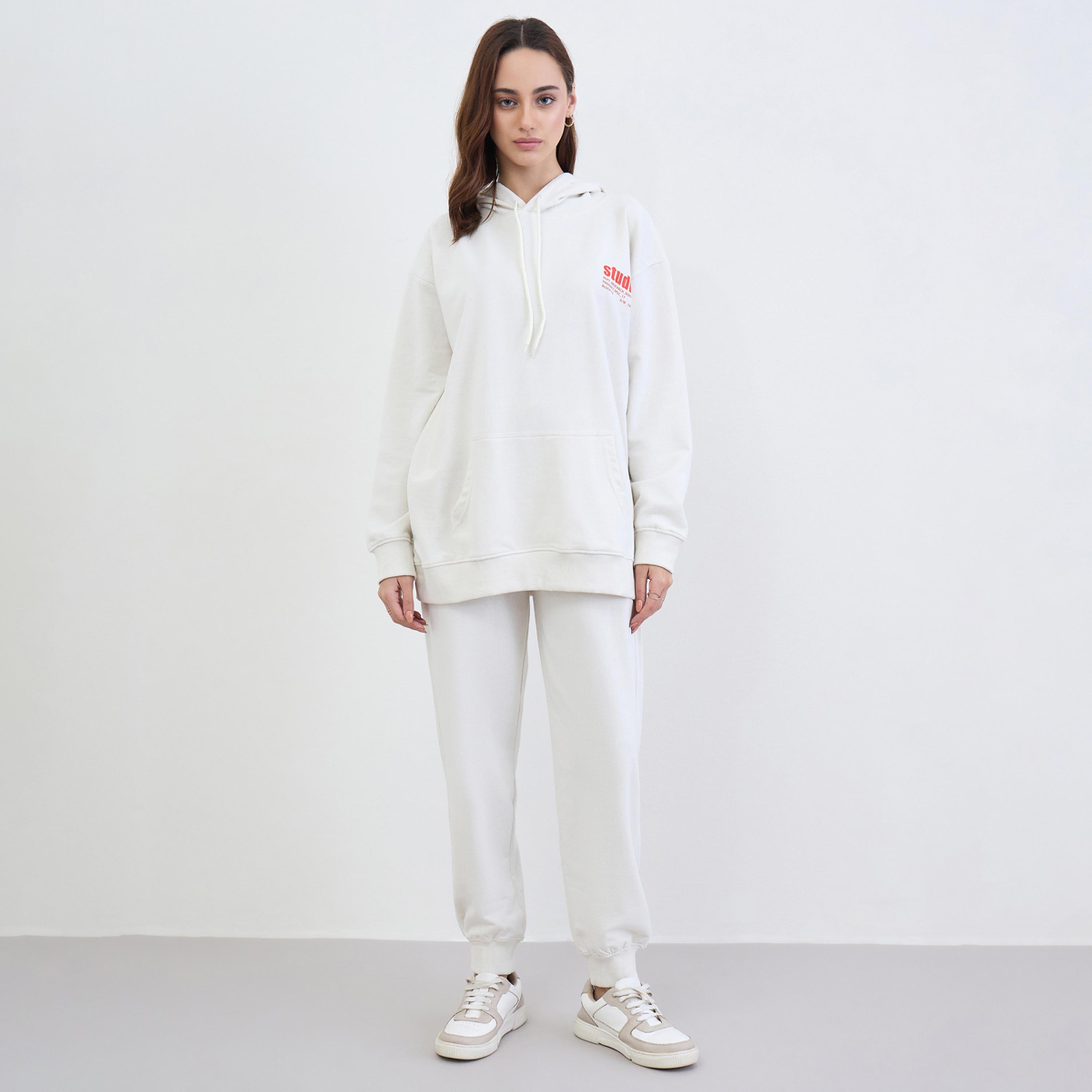 ستايلي - هودي طويل لون أبيض العاجي مع بنطال رياضي-women-clothing-coordsets-image-1