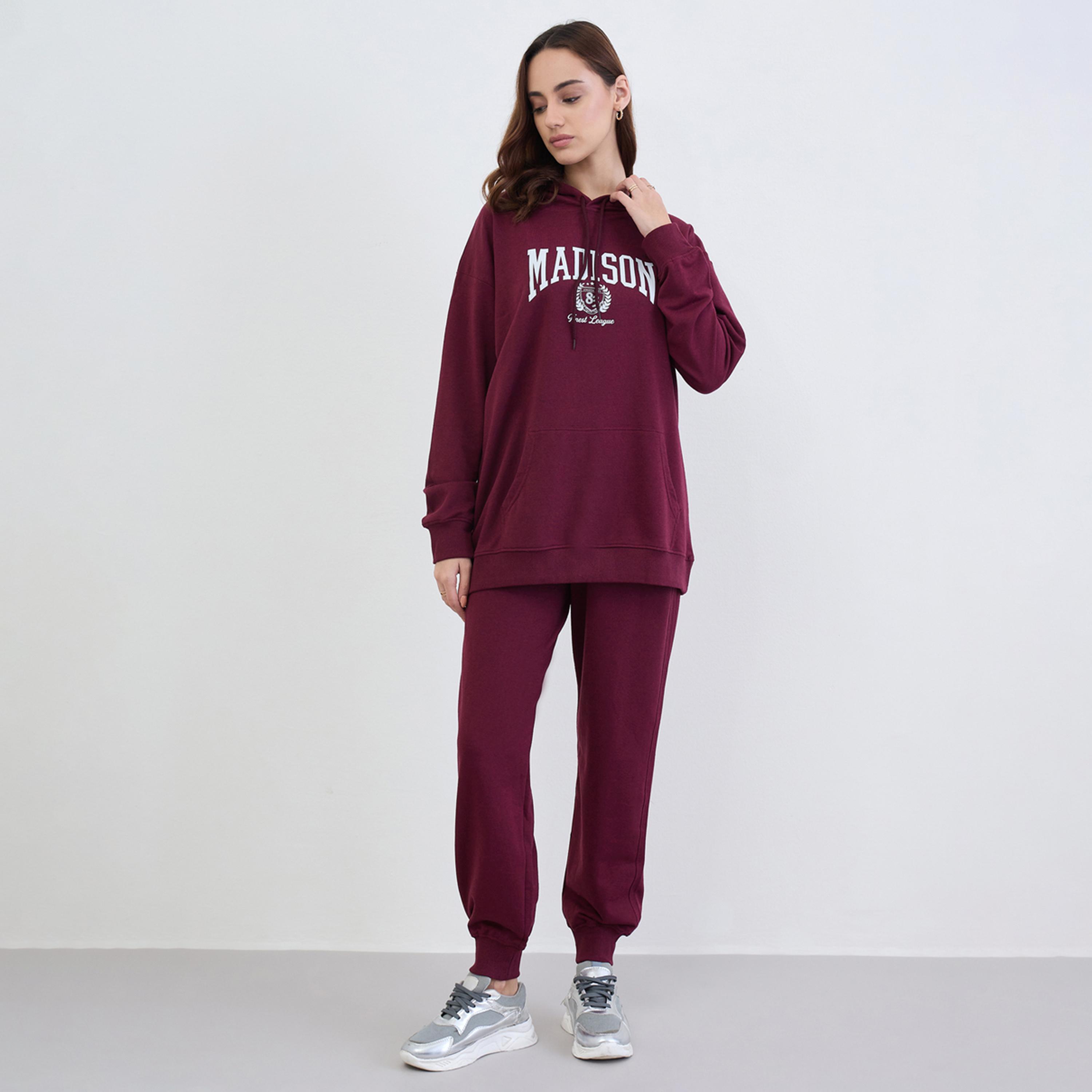 ستايلي - هودي طويل لون برغندي مع بنطال رياضي-women-clothing-coordsets-image-1