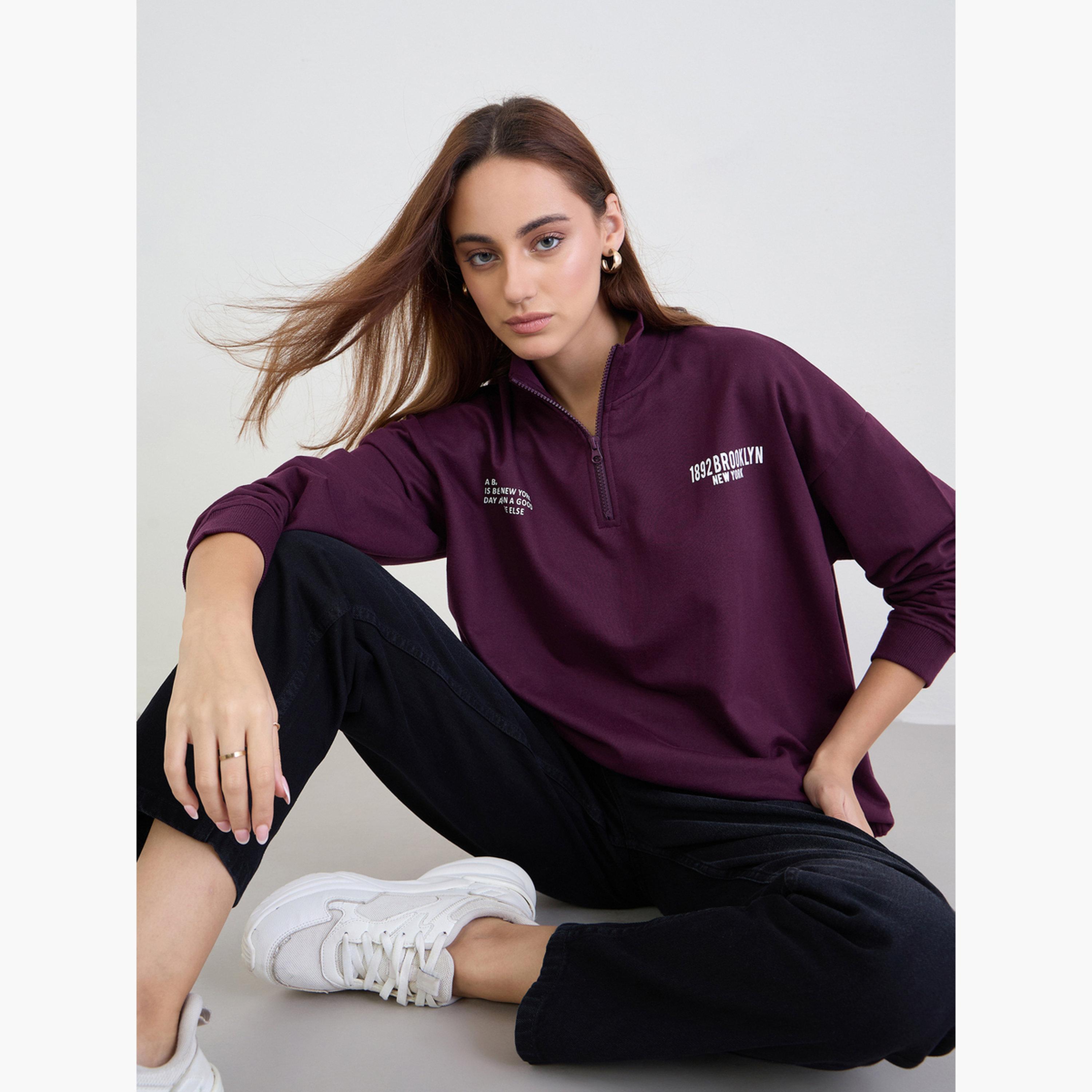 ستايلي - سويت شيرت حجم كبير بطبعة شعار أرجواني-women-clothing-hoodiesandsweatshirts-sweatshirts-image-3