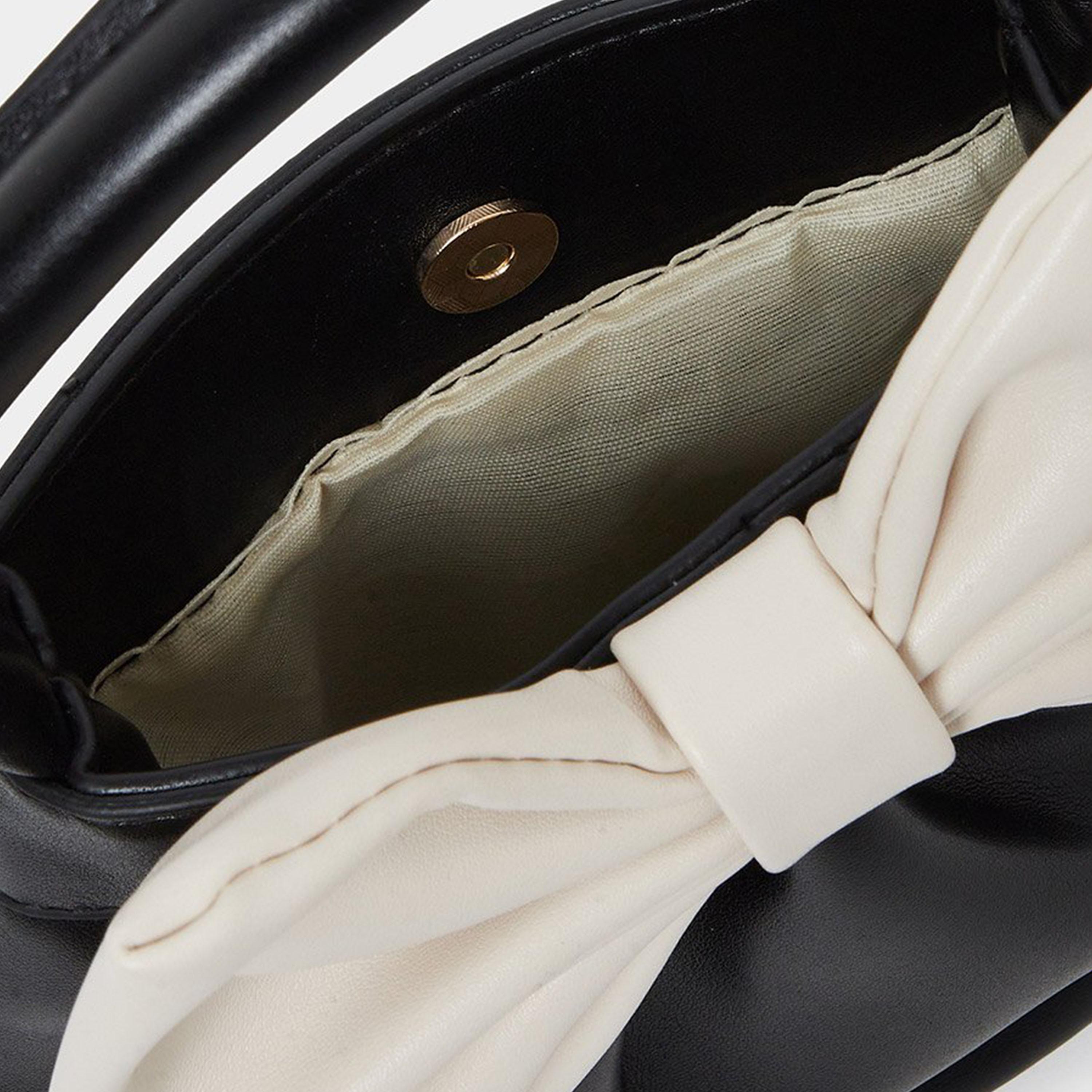 ستايلي - شنطة يد بتفاصيل شريط العرض-women-bagsandwallets-handbags-image-4
