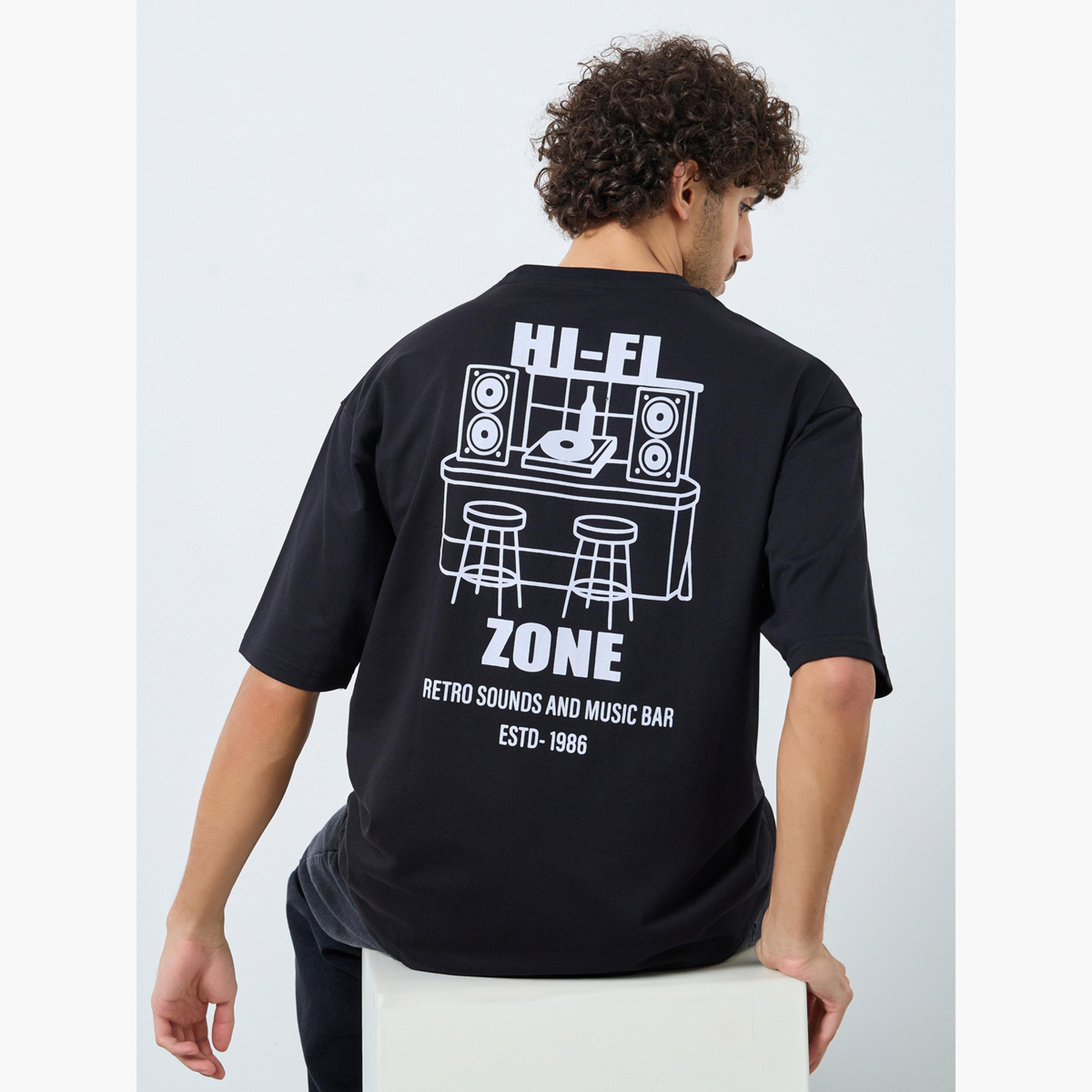 ستايلي - تي شيرت أسود تصميم واسع نقشة جرافيكية ورقبة دائرية للرجال-men-clothing-tshirtsandpolos-tshirts-image-2