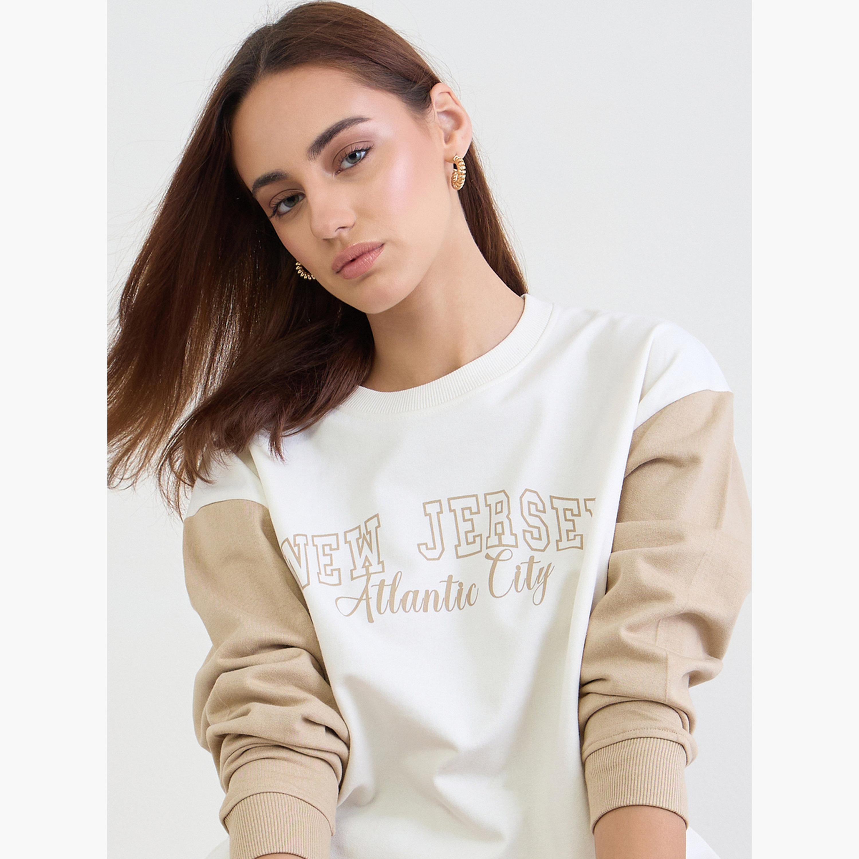 Styli Regular Fit Printed Sweatshirt and Joggers Co-Ords-women-clothing-coordsets-image-3