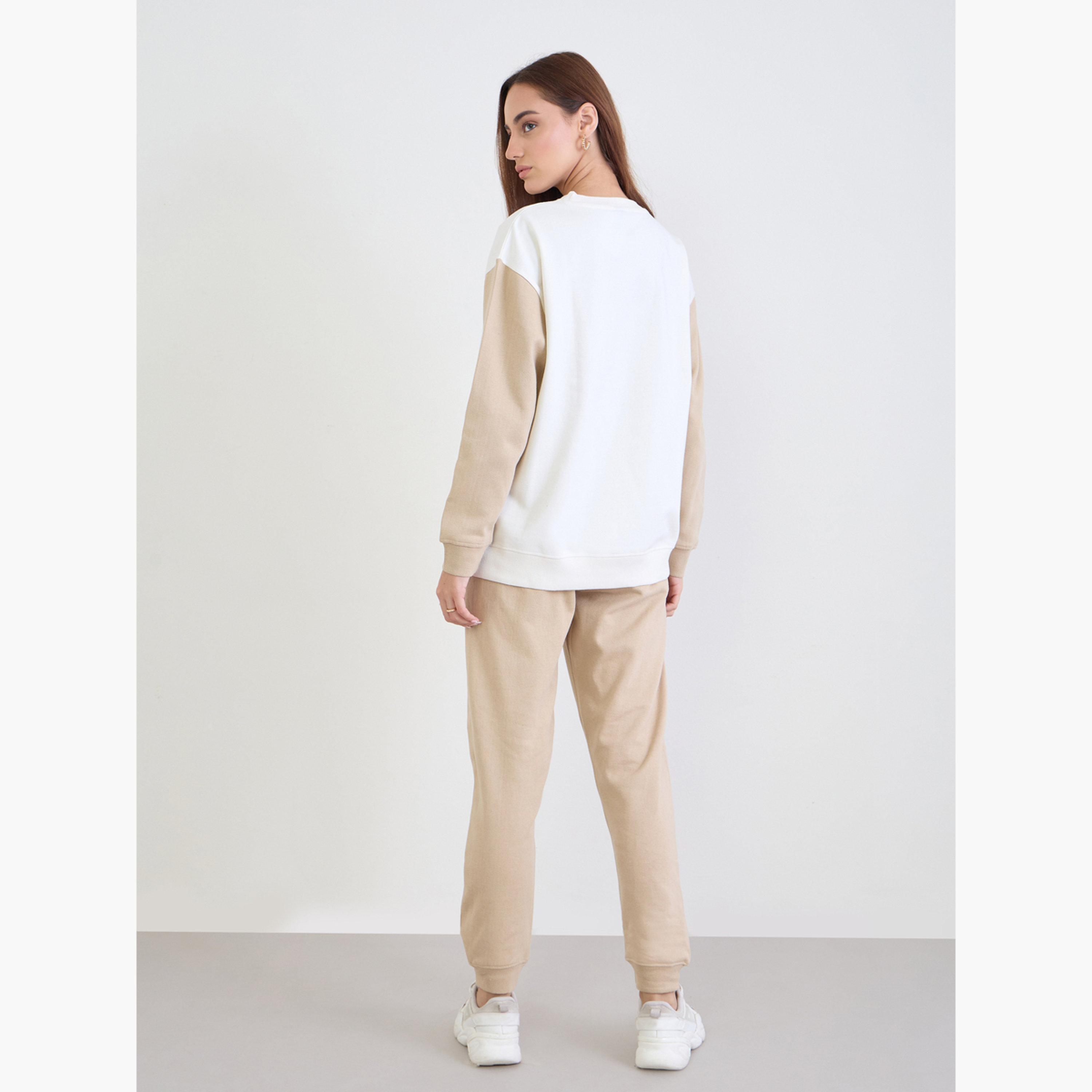 Styli Regular Fit Printed Sweatshirt and Joggers Co-Ords-women-clothing-coordsets-image-4
