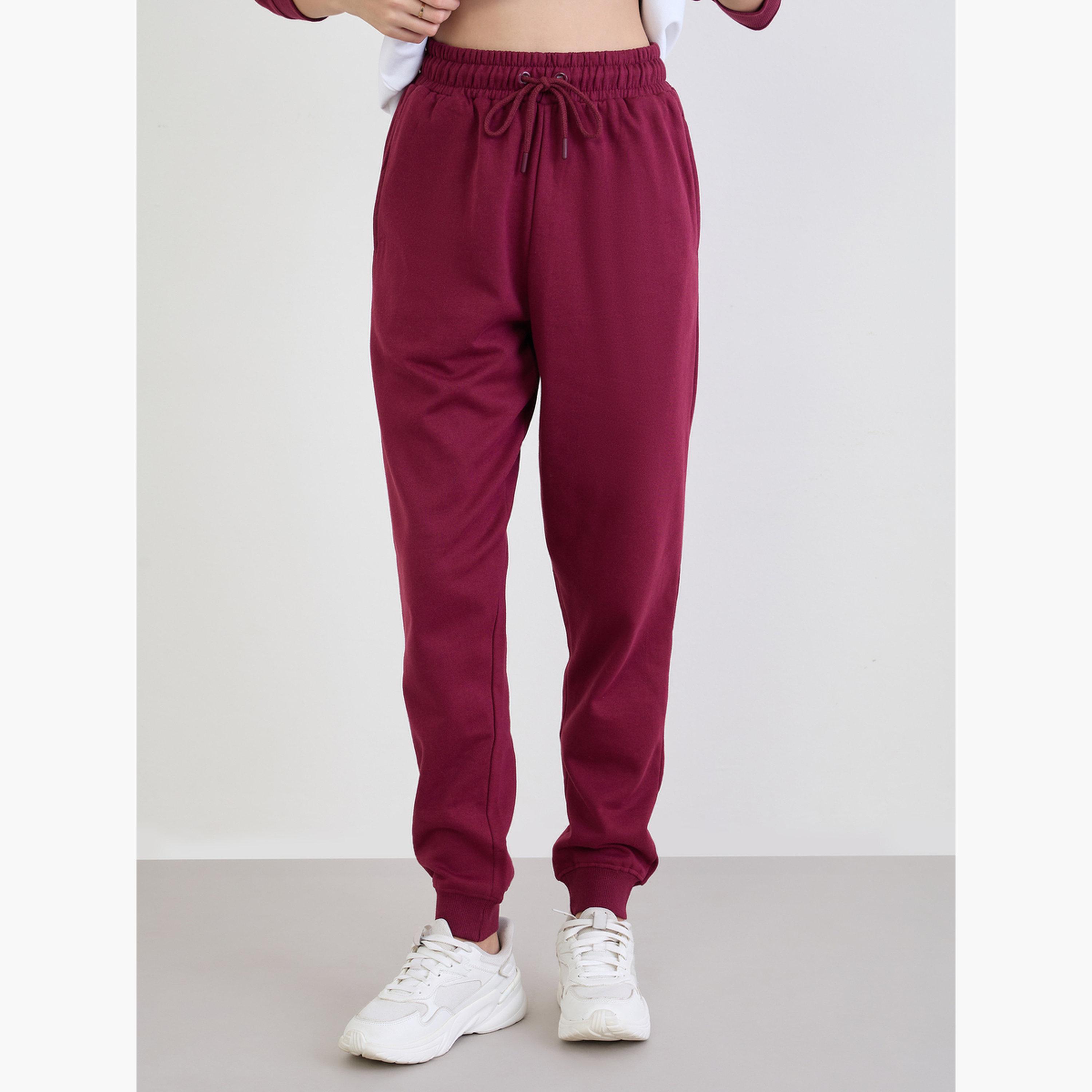 Styli Regular Fit Printed Sweatshirt and Joggers Co-Ords-women-clothing-coordsets-image-5