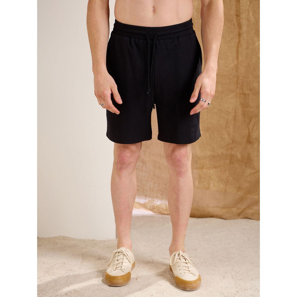 طقم منسق من شورت وتيشيرت فضفاض محبوك بنمط وافل-men-clothing-coordsets-image-4
