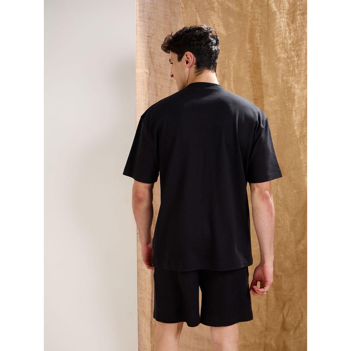 طقم منسق من شورت وتيشيرت فضفاض محبوك بنمط وافل-men-clothing-coordsets-image-6