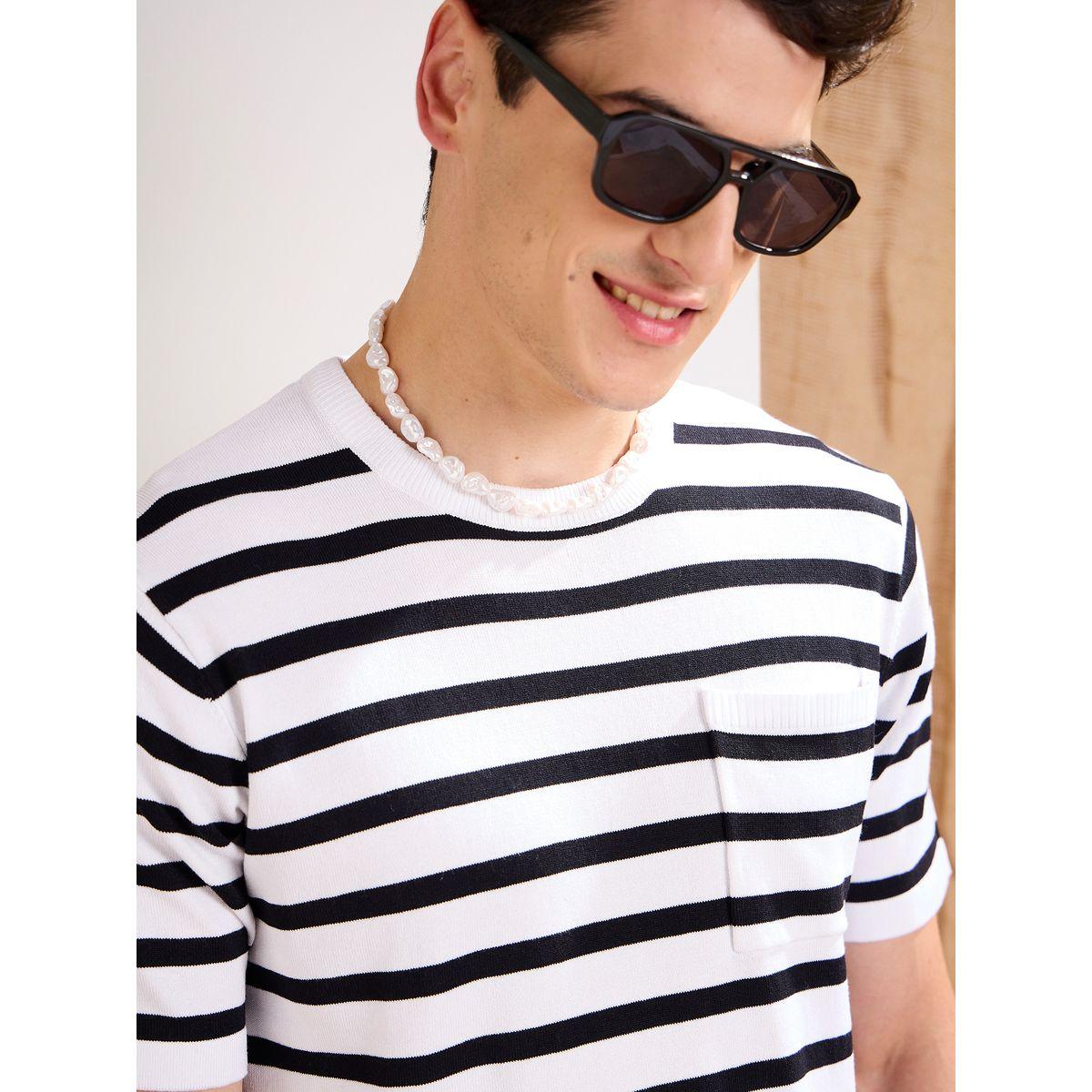 تيشيرت مخطط بتفاصيل جيب-men-clothing-tshirtsandpolos-tshirts-image-1