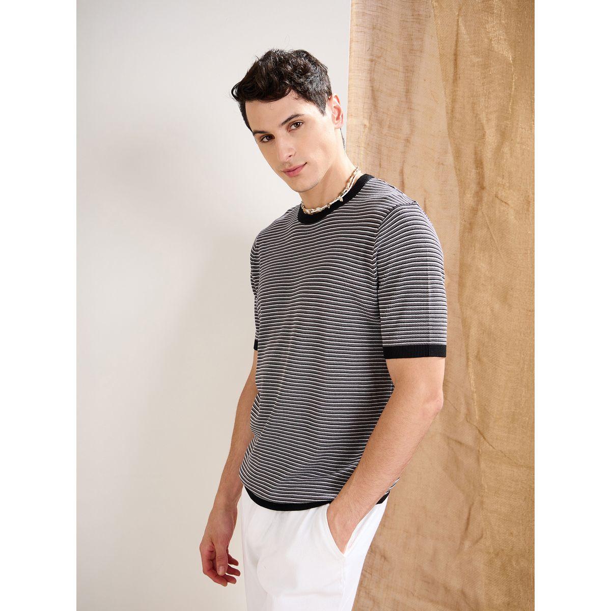 تيشيرت مخطط بتفاصيل محبوكة-men-clothing-tshirtsandpolos-tshirts-image-3