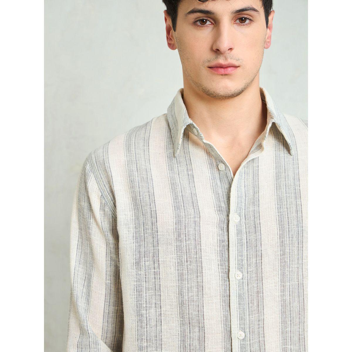 قميص مخطط بقصة مريحة-men-clothing-shirts-image-4