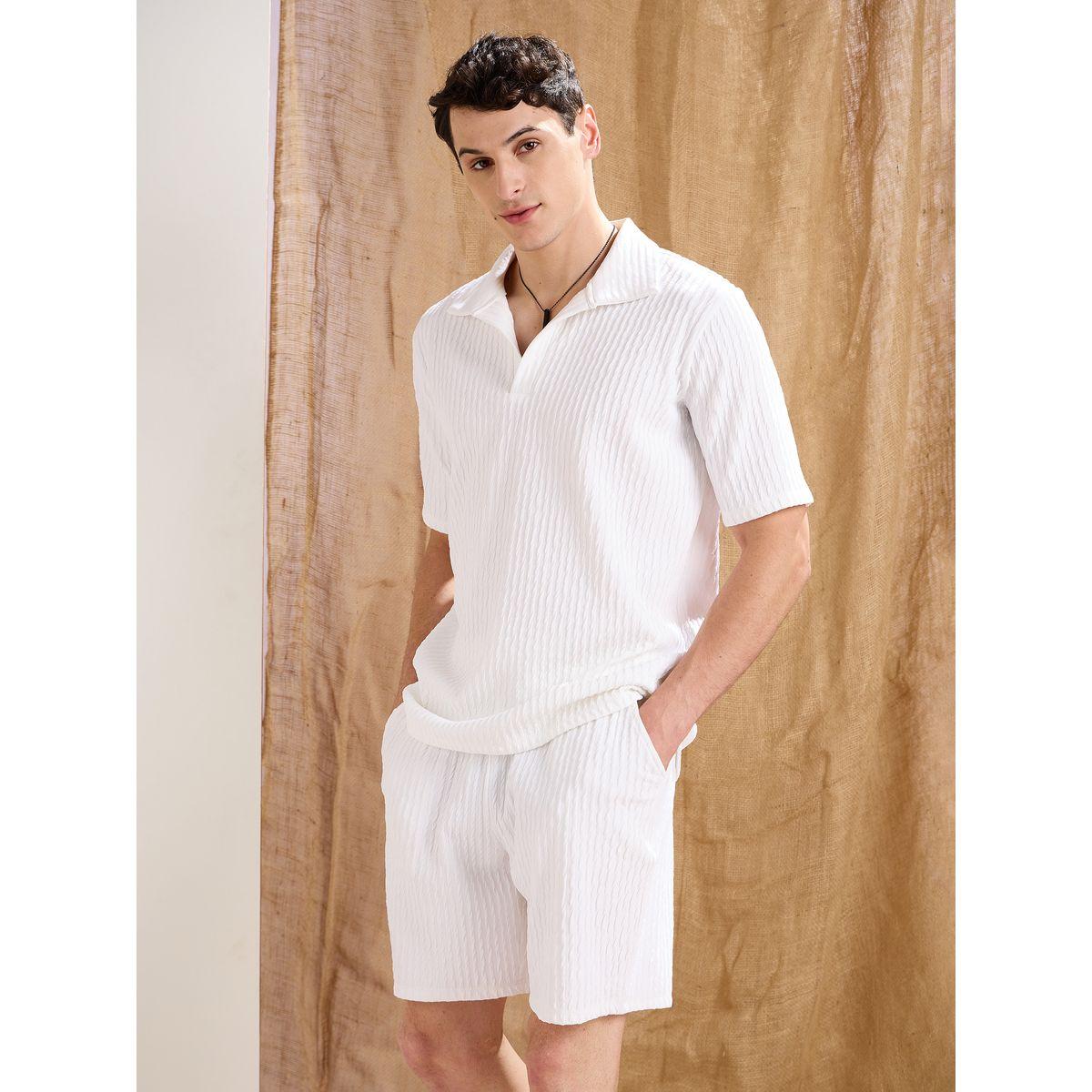 شورت بقصة مريحة وتفاصيل بارزة الملمس-men-clothing-bottoms-shorts-image-6
