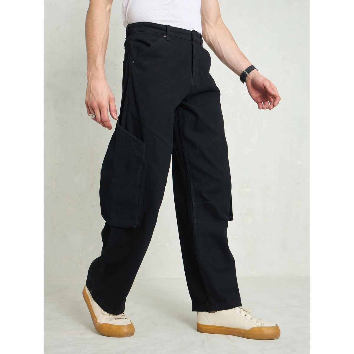 بنطال جينز بقصة أرجل واسعة وتفاصيل جيوب كارجو-men-clothing-bottoms-jeans-image-3