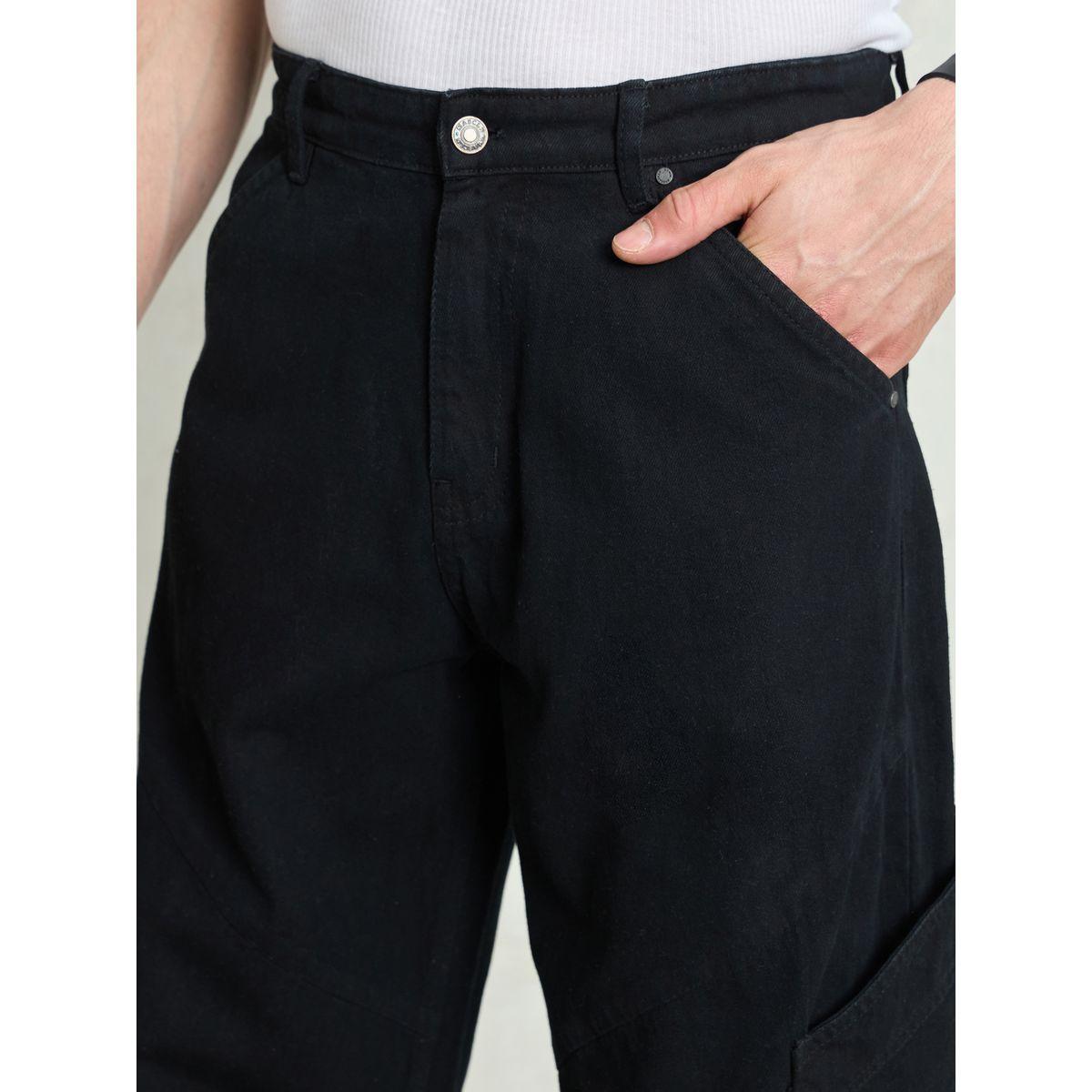 بنطال جينز بقصة أرجل واسعة وتفاصيل جيوب كارجو-men-clothing-bottoms-jeans-image-4