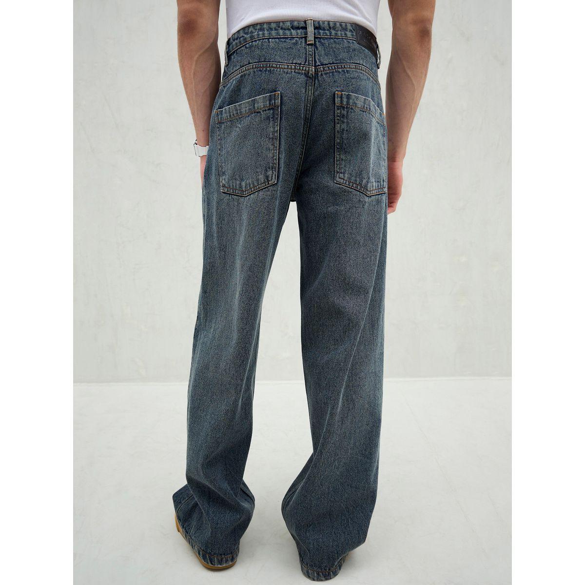 بنطال جينز بقصة أرجل واسعة وخصر متوسط-men-clothing-bottoms-jeans-image-5