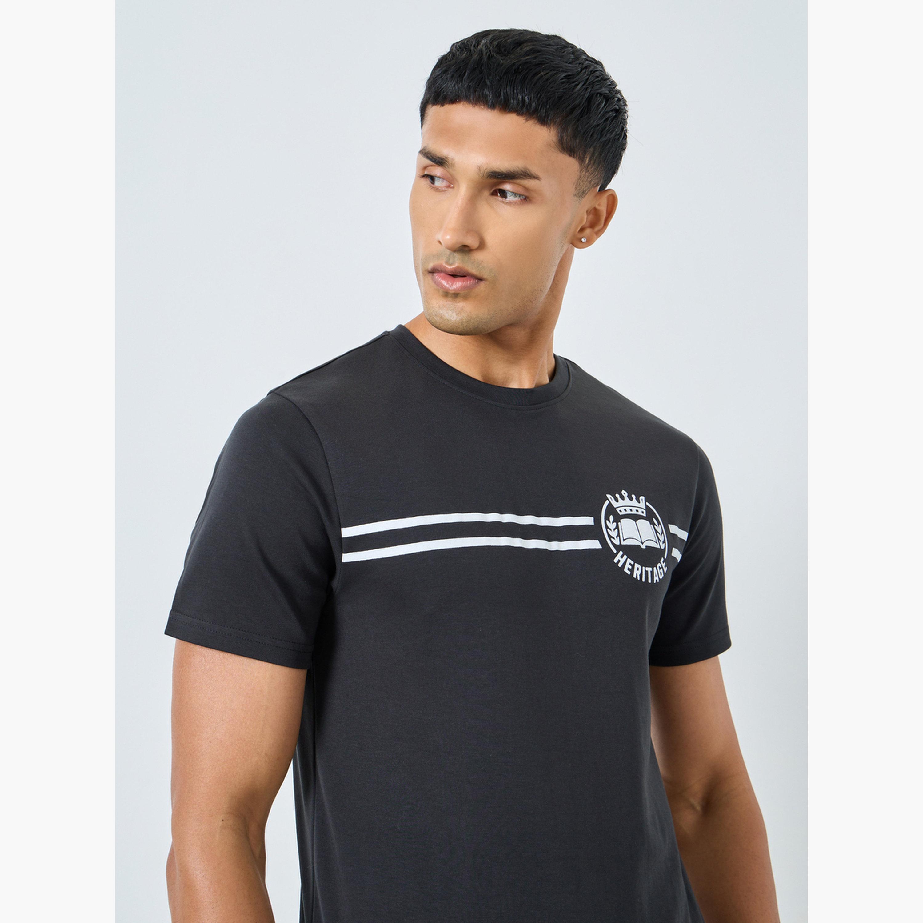 ستايلي - تي شيرت أسود نقشة جرافيكية ورقبة دائرية للرجال-men-clothing-tshirtsandpolos-tshirts-image-3