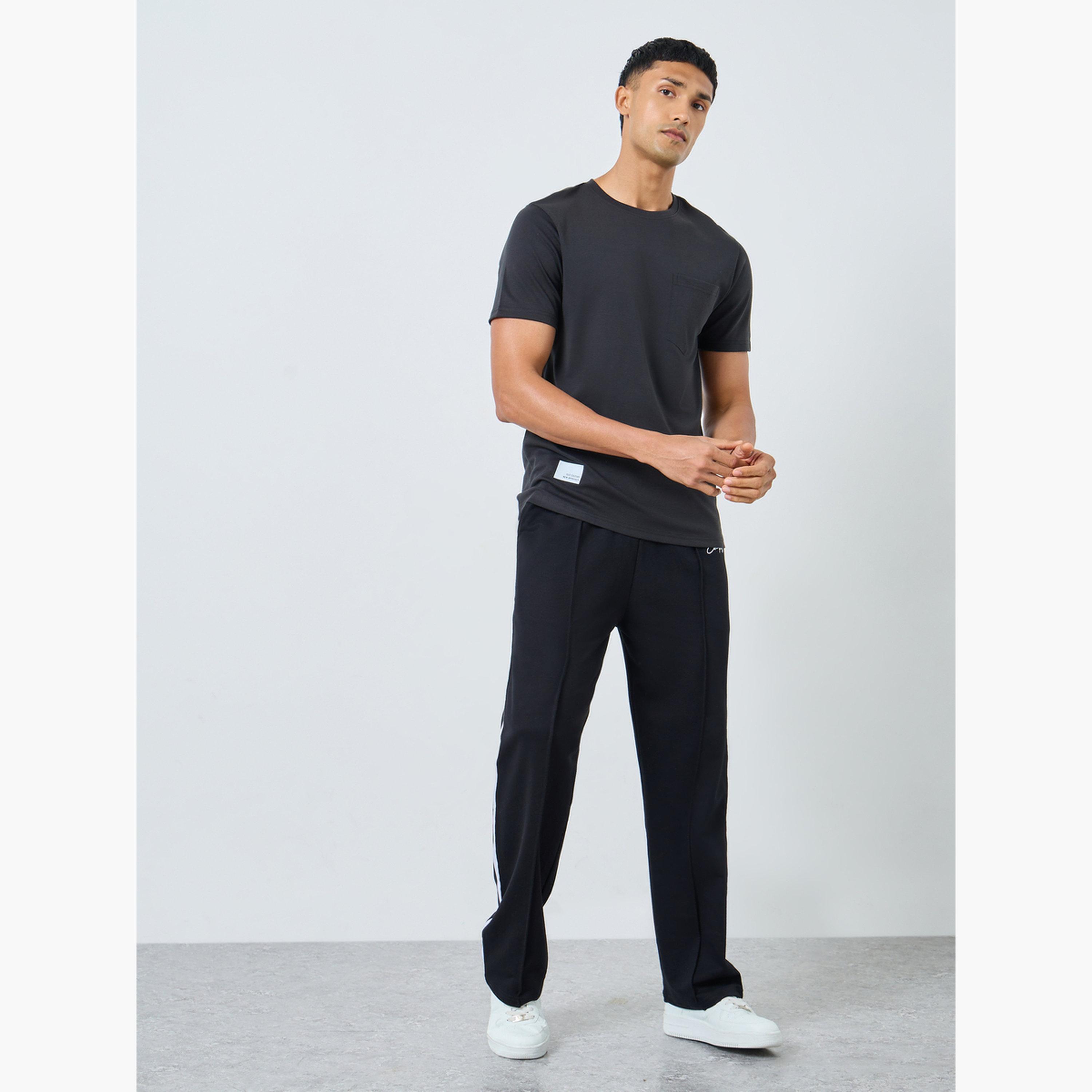 Styli Men Black Solid Crew Neck T-Shirt-men-clothing-tshirtsandpolos-tshirts-image-2