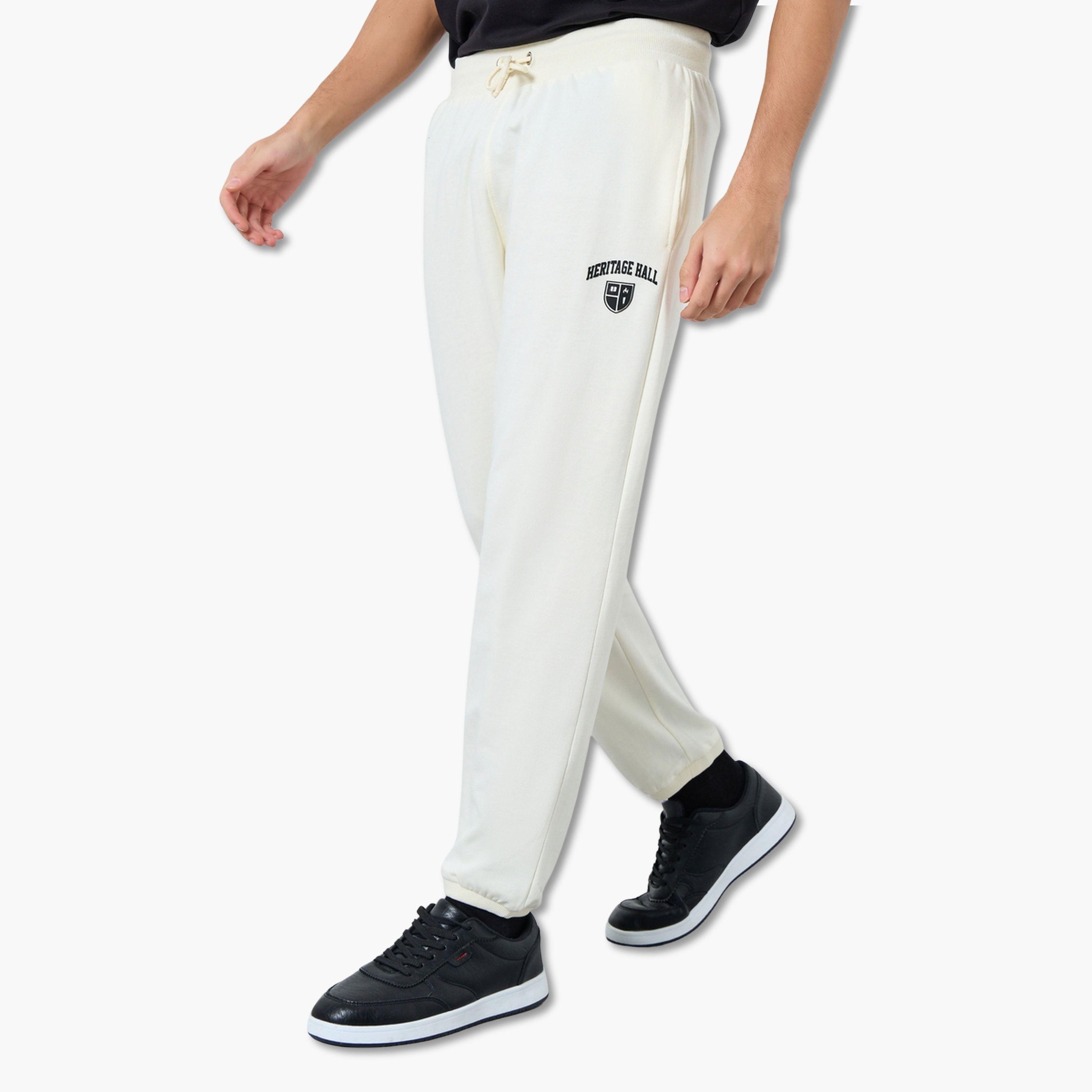 جوغر تيري بطبعة على الجيب-men-clothing-bottoms-joggers-image-1
