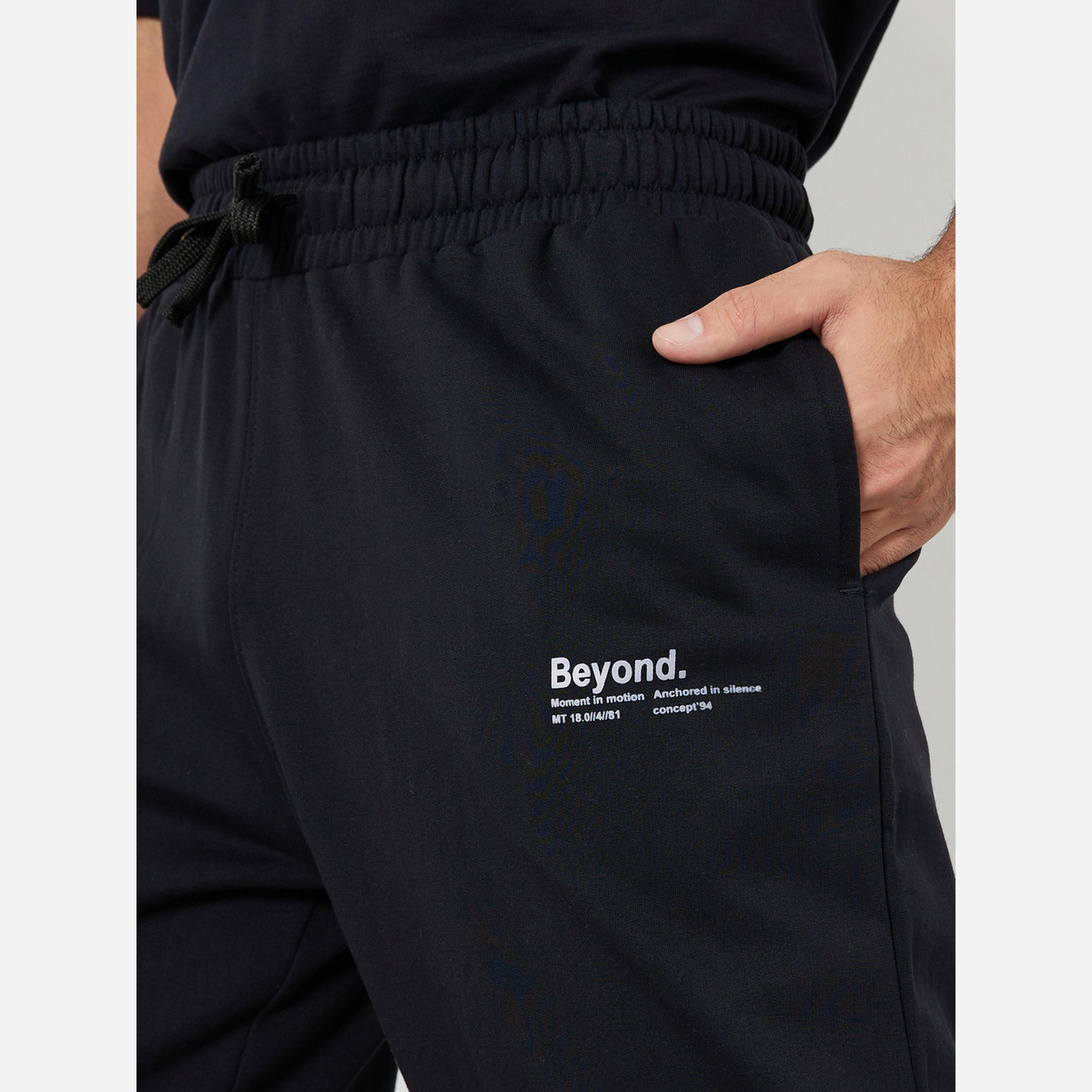 ستايلي - بنطال رياضي رجالي لون أسود-men-clothing-bottoms-joggers-image-4