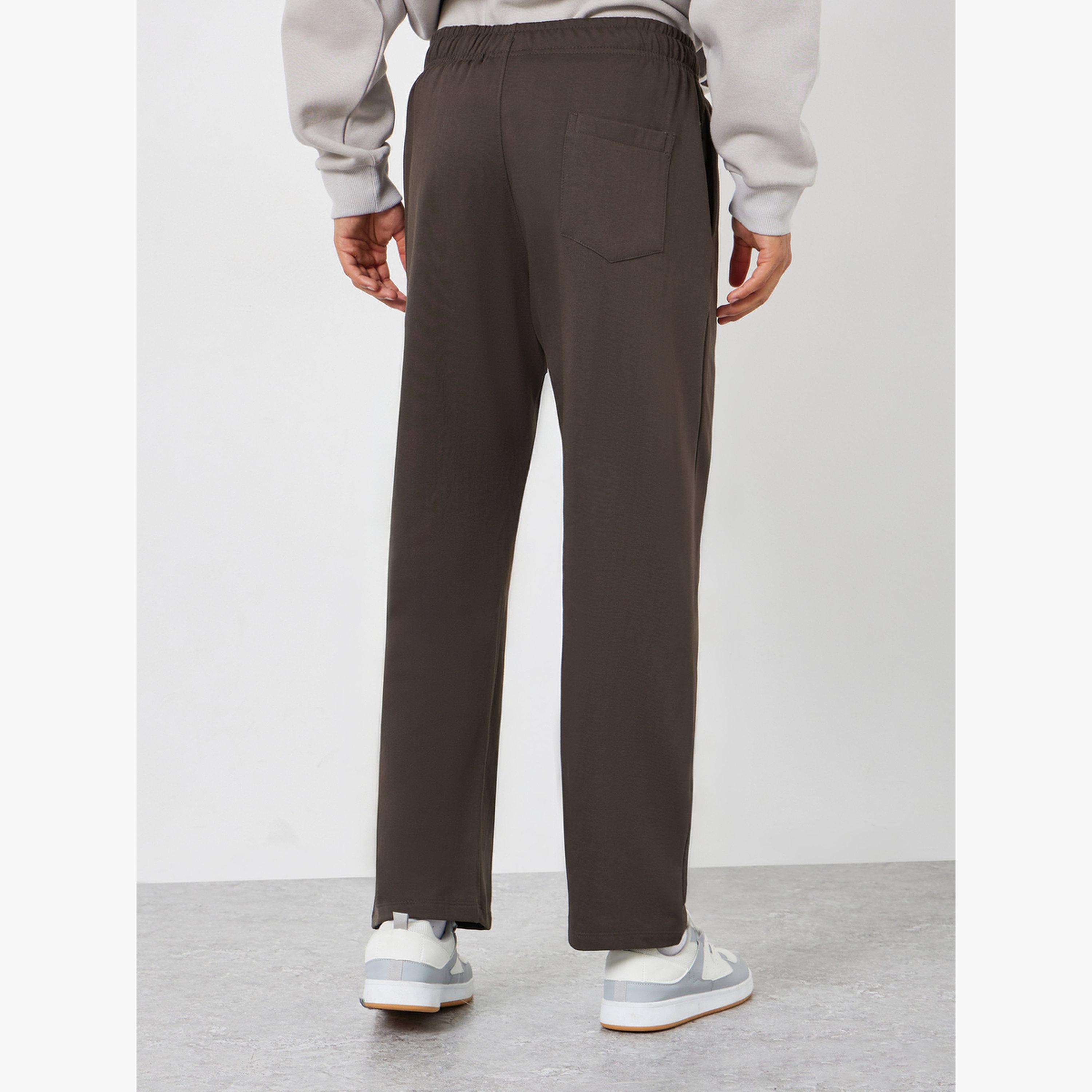 جوغر بقصة مريحة-men-clothing-bottoms-joggers-image-4