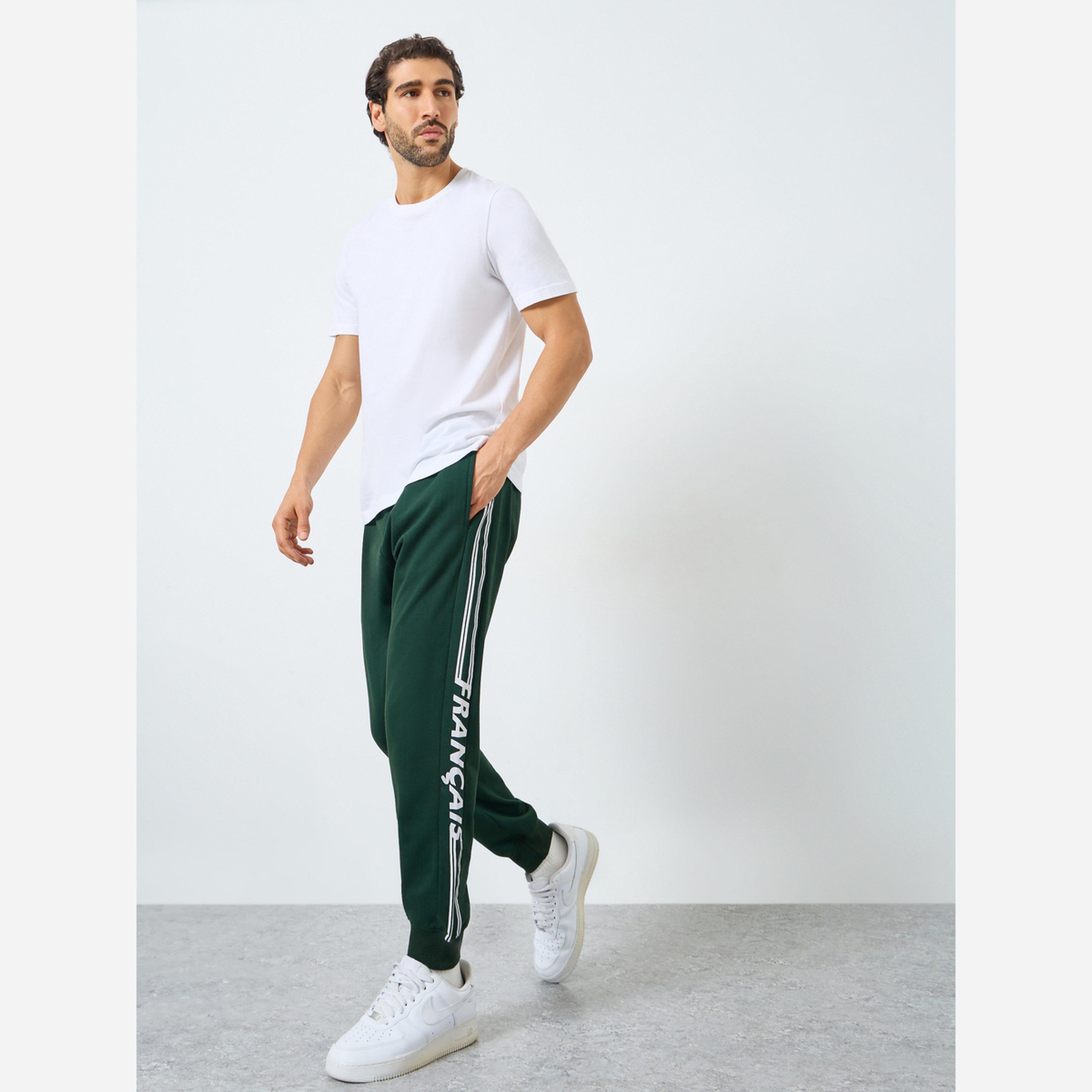 ستايلي - بنطال رياضي رجالي صوف لون أخضر بطبعة جانبية-men-clothing-bottoms-joggers-image-2