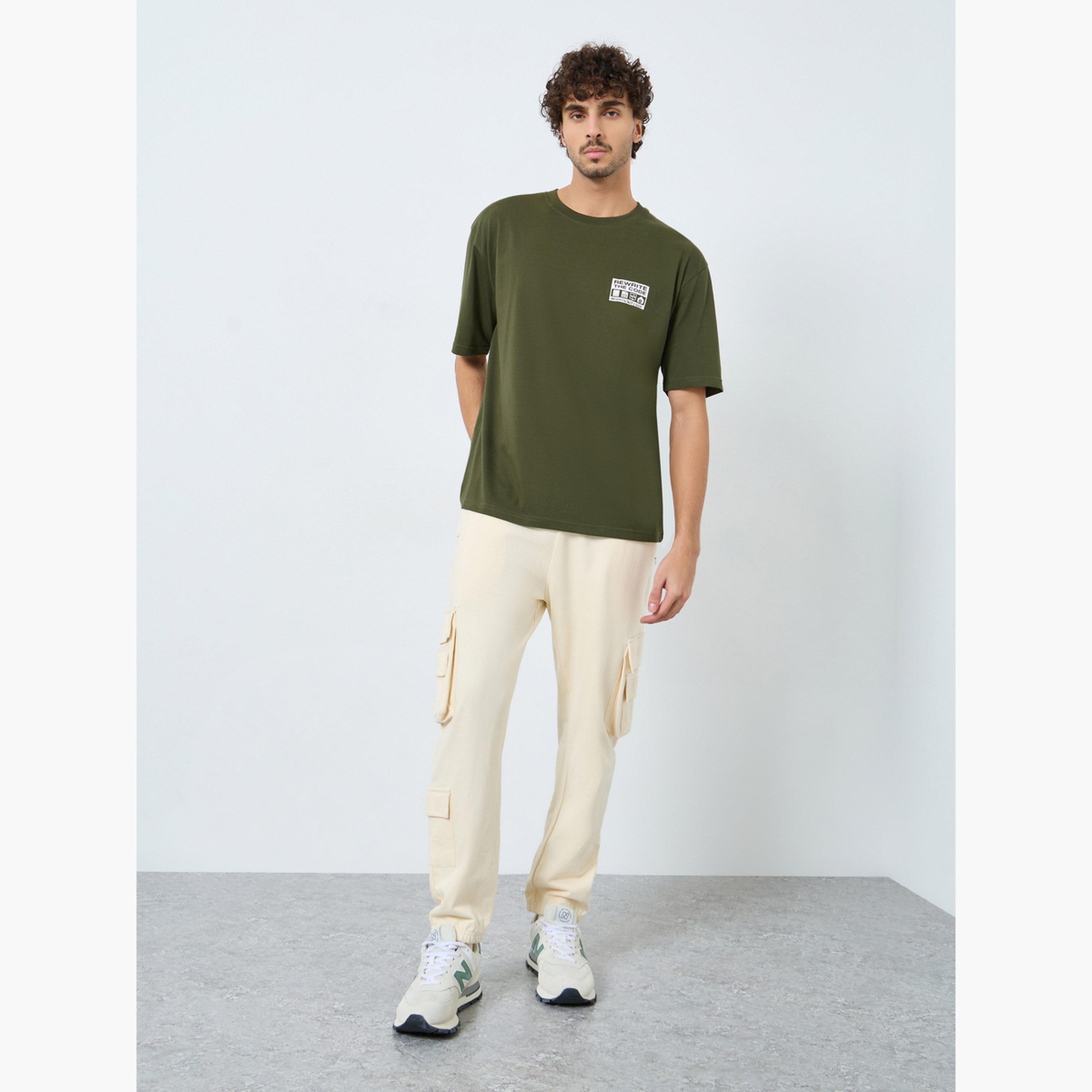 ستايلي - تي شيرت جيرسي مطبوع من الأمام والخلف تصميم واسع للرجال-men-clothing-tshirtsandpolos-tshirts-image-2